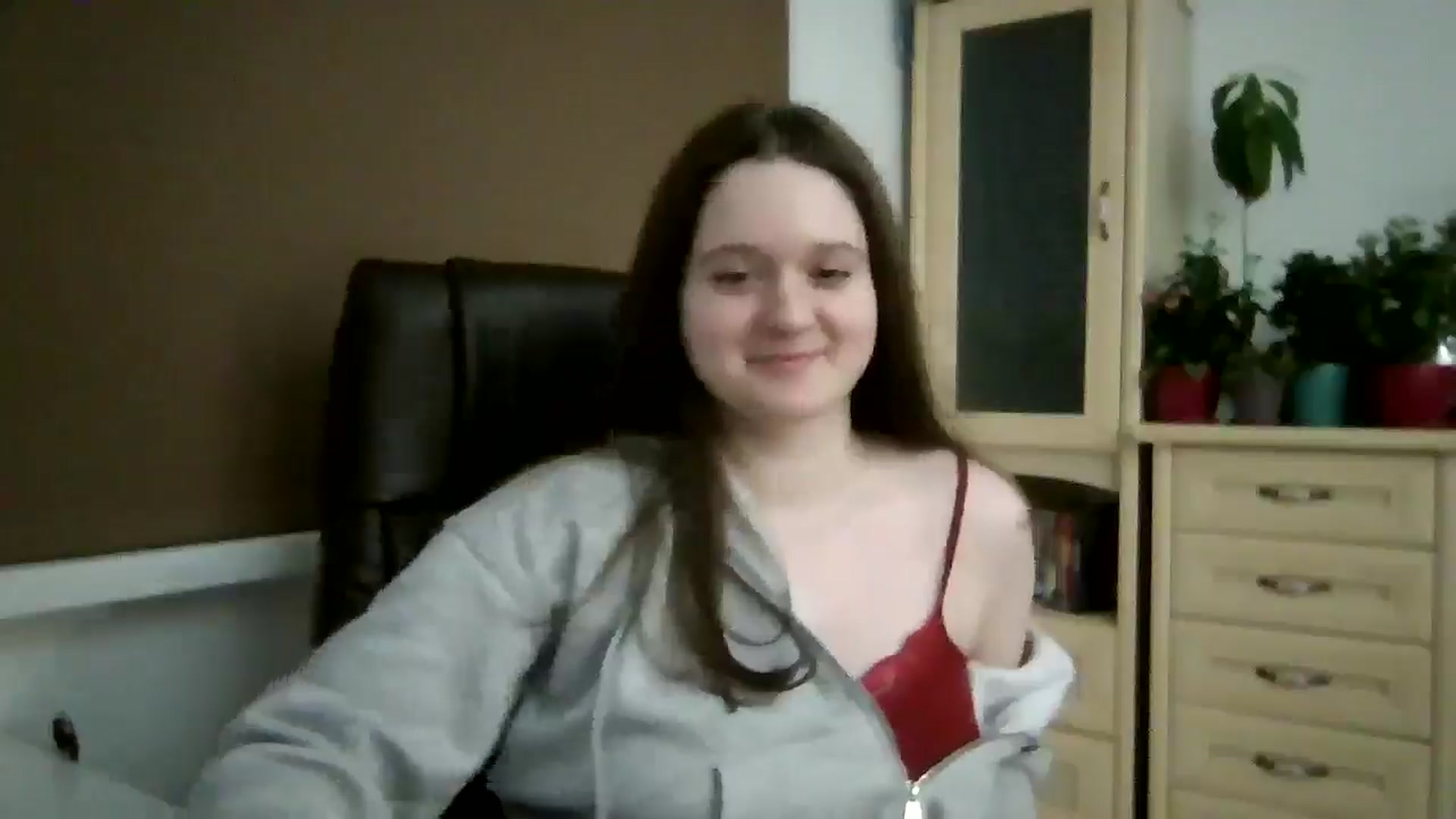 Gallery image thumbnail from KiraDelys's myfreecams stream on, 12/21/2025, 05:18 image 18 of 20