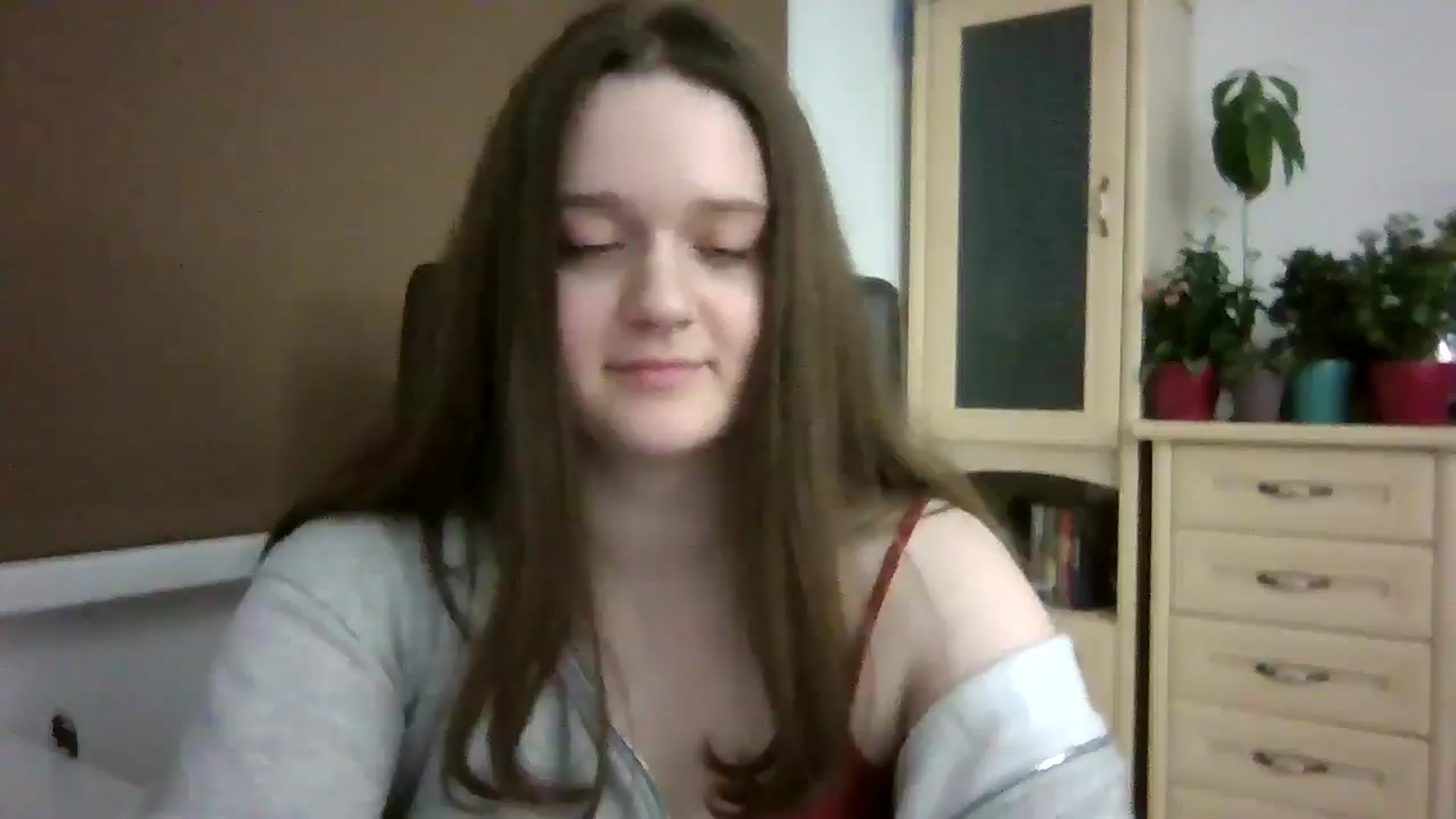 Gallery image thumbnail from KiraDelys's myfreecams stream on, 12/21/2025, 05:18 image 5 of 20
