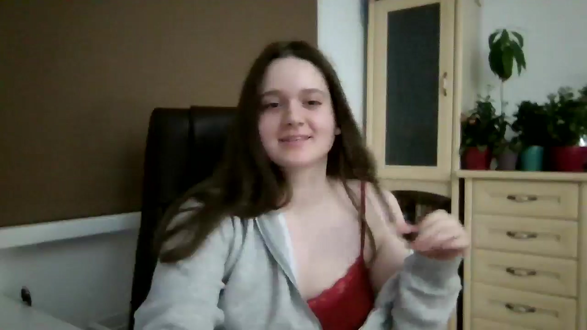 Gallery image thumbnail from KiraDelys's myfreecams stream on, 12/21/2025, 05:18 image 3 of 20
