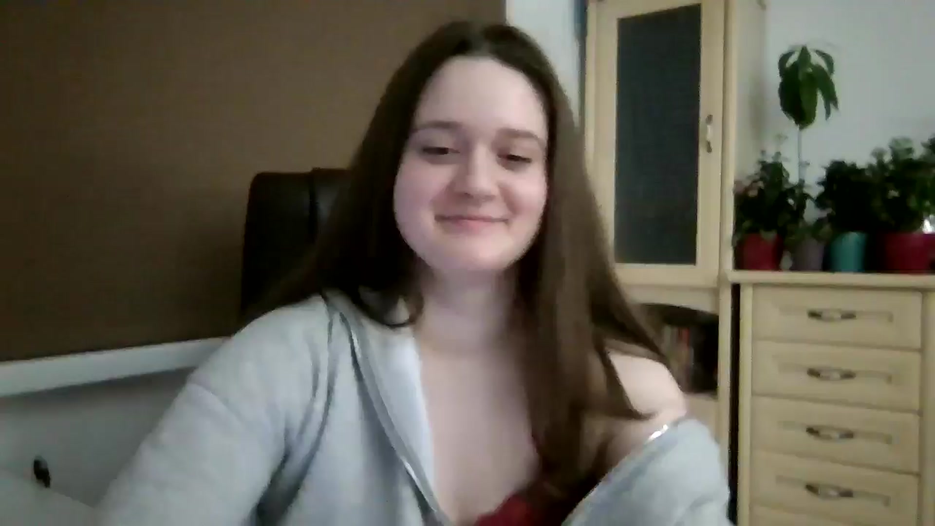 Gallery image thumbnail from KiraDelys's myfreecams stream on, 12/21/2025, 05:18 image 1 of 20
