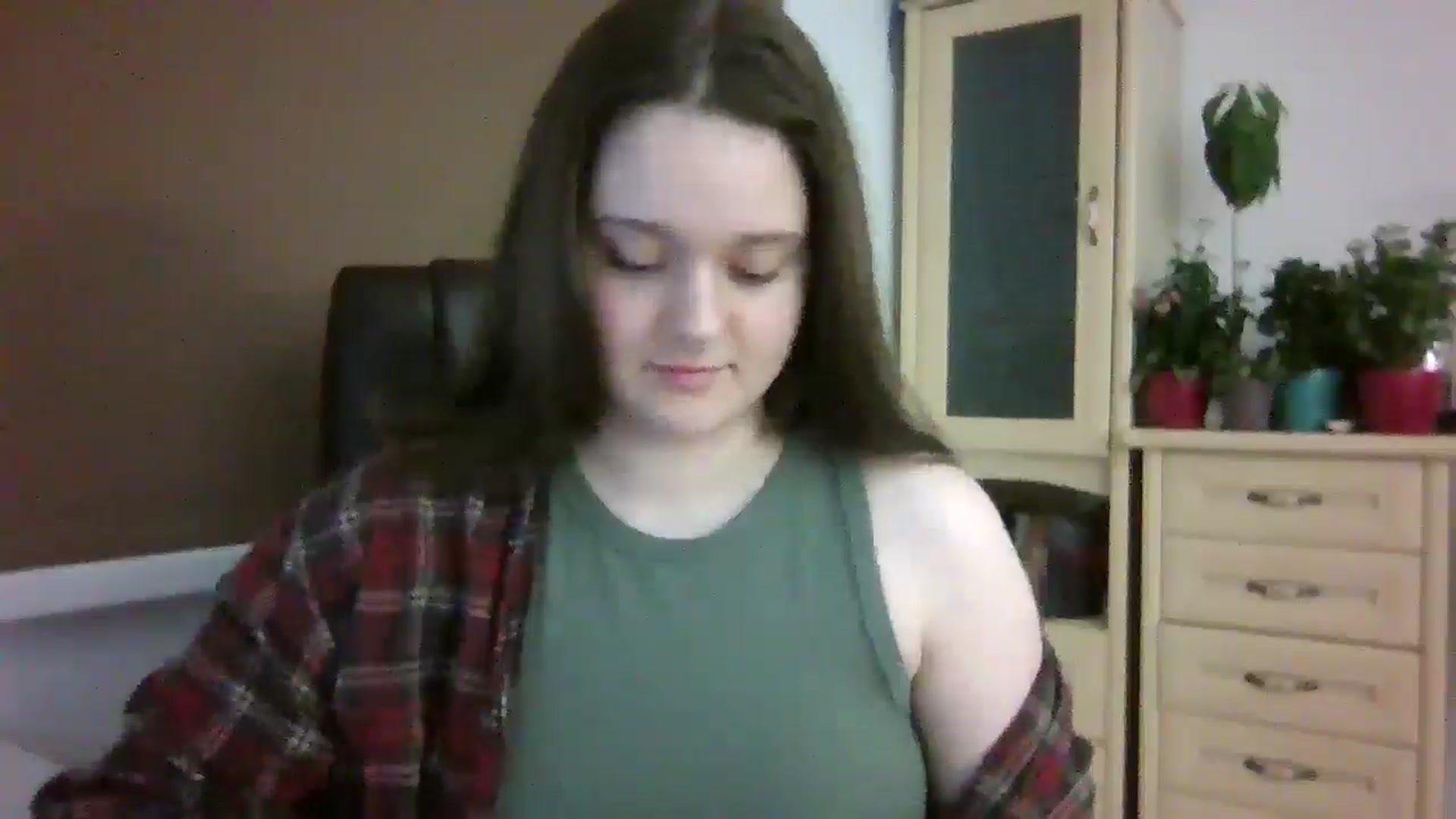 Gallery image thumbnail from KiraDelys's myfreecams stream on, 12/22/2025, 04:52 image 5 of 20