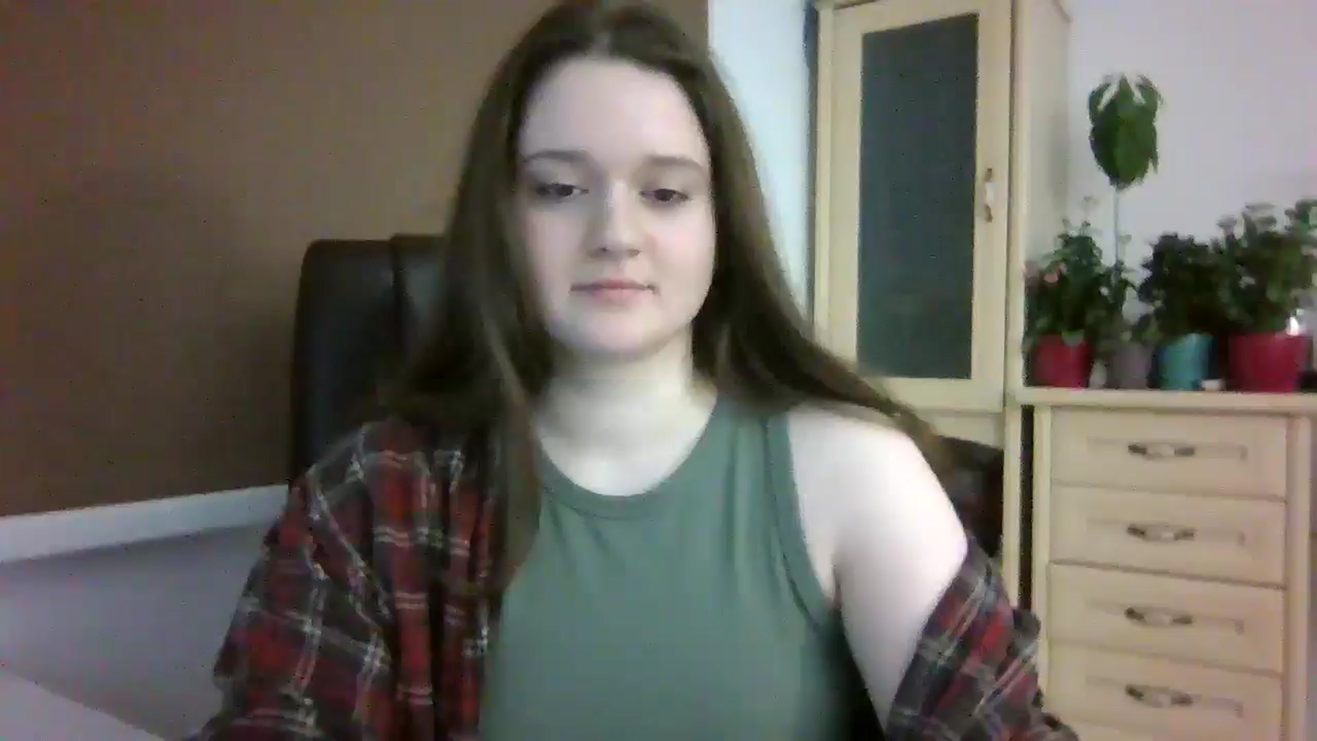 Gallery image thumbnail from KiraDelys's myfreecams stream on, 12/22/2025, 04:52 image 7 of 20