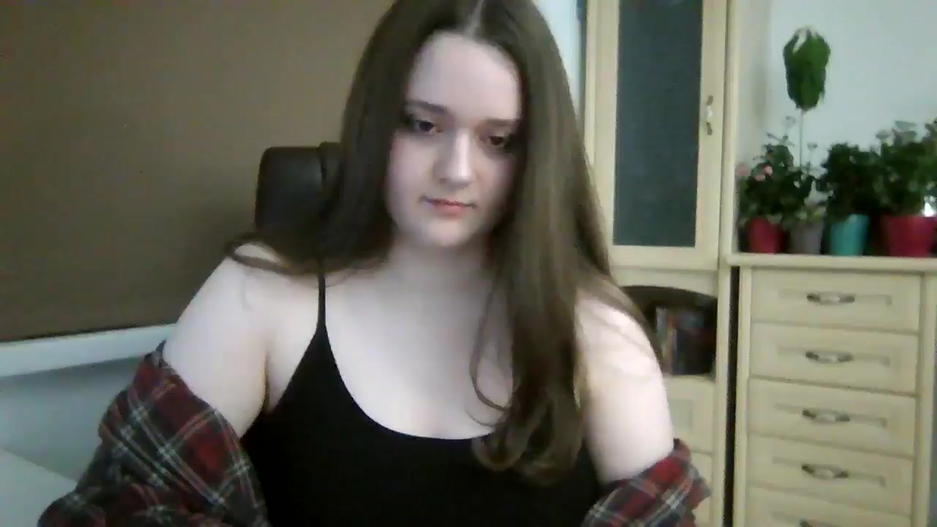 Gallery image thumbnail from KiraDelys's myfreecams stream on, 12/24/2025, 05:02 image 10 of 20