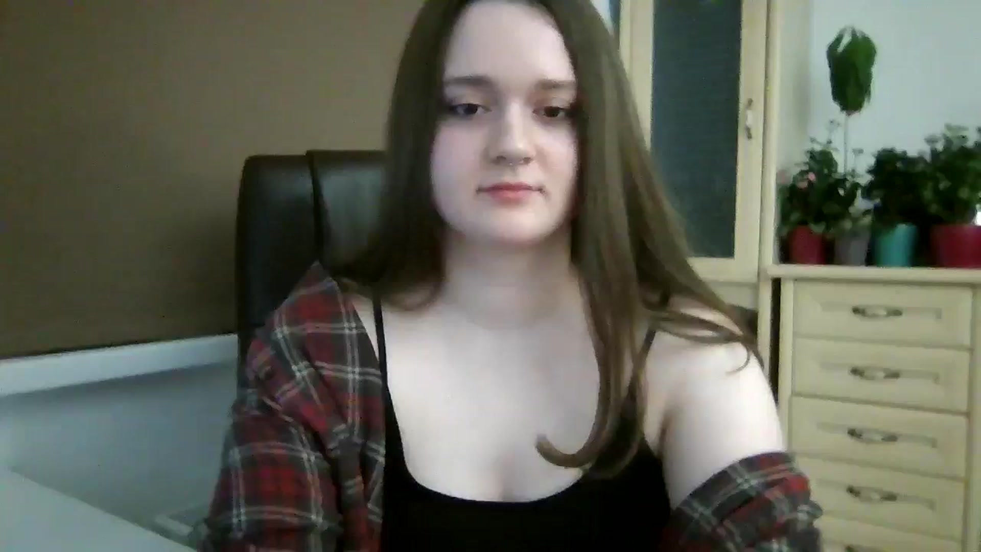 Gallery image thumbnail from KiraDelys's myfreecams stream on, 12/24/2025, 05:02 image 7 of 20
