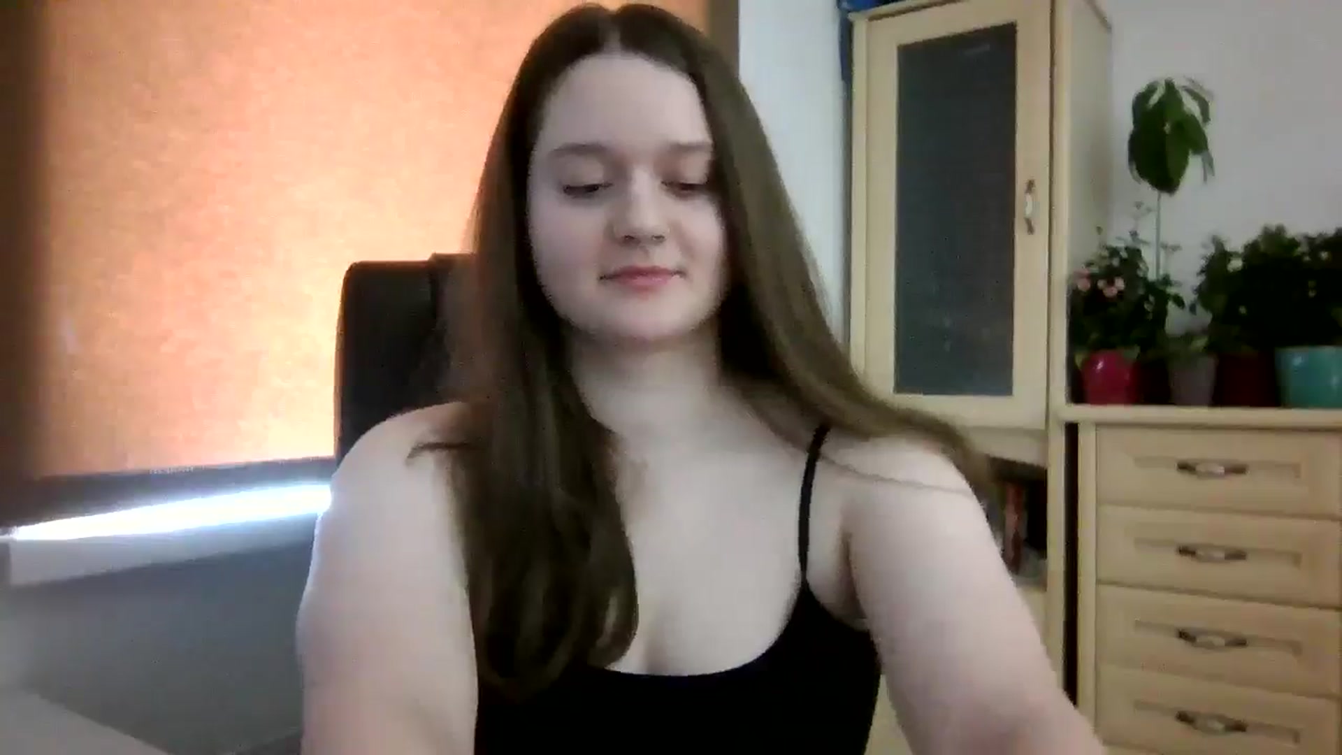 Gallery image thumbnail from KiraDelys's myfreecams stream on, 12/29/2025, 07:32 image 17 of 20