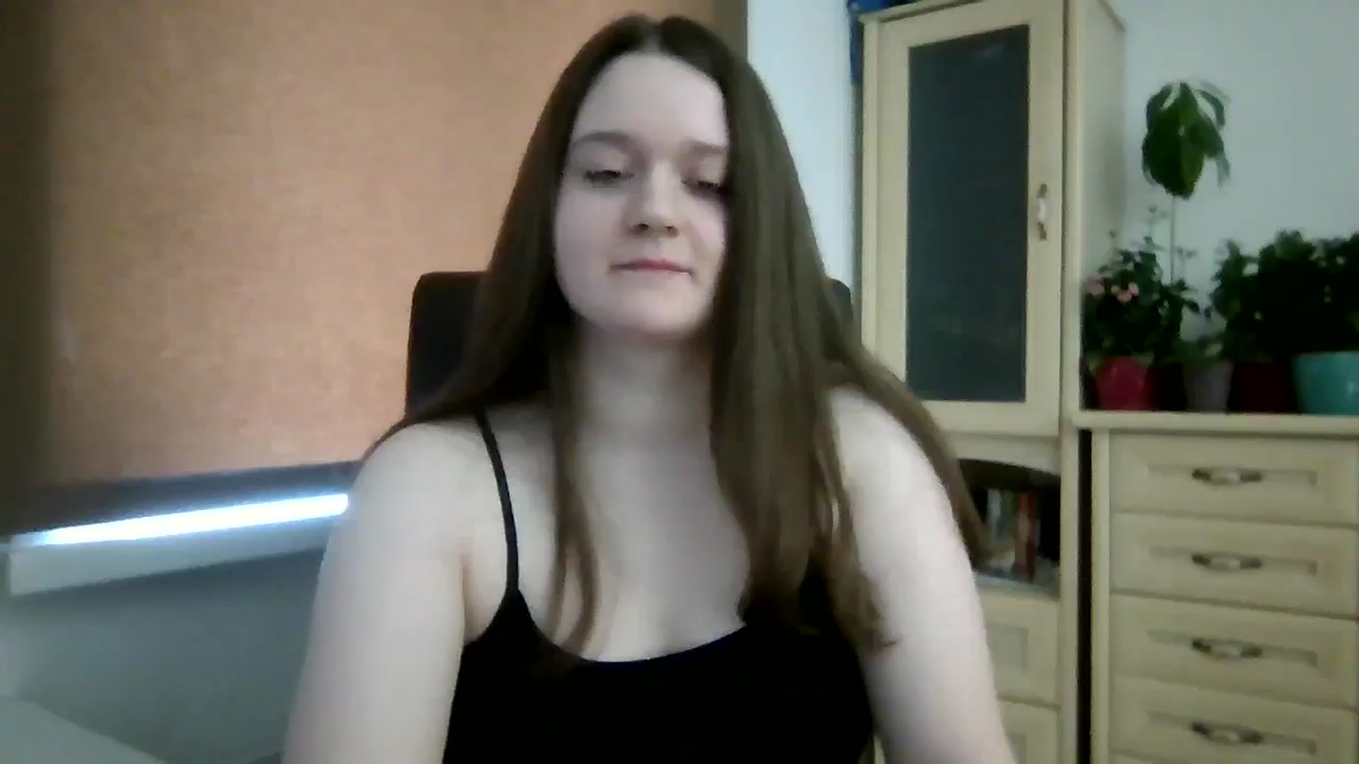 Gallery image thumbnail from KiraDelys's myfreecams stream on, 12/29/2025, 07:32 image 7 of 20