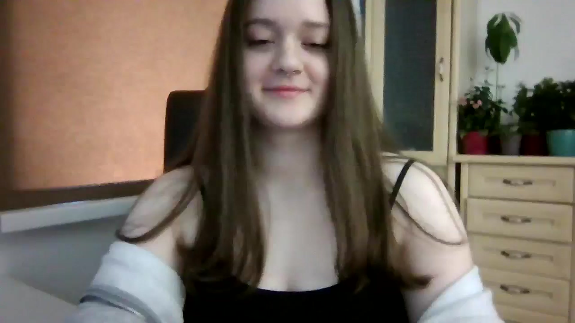 Gallery image thumbnail from KiraDelys's myfreecams stream on, 12/30/2025, 07:04 image 14 of 20