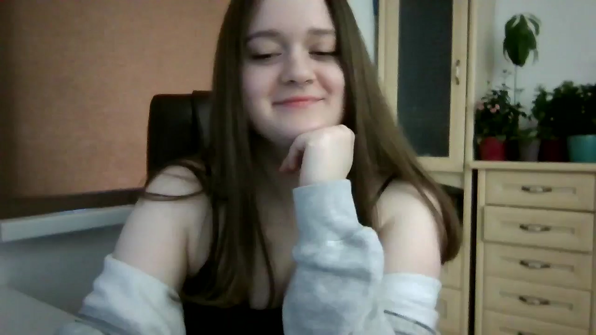 Gallery image thumbnail from KiraDelys's myfreecams stream on, 12/30/2025, 07:04 image 7 of 20