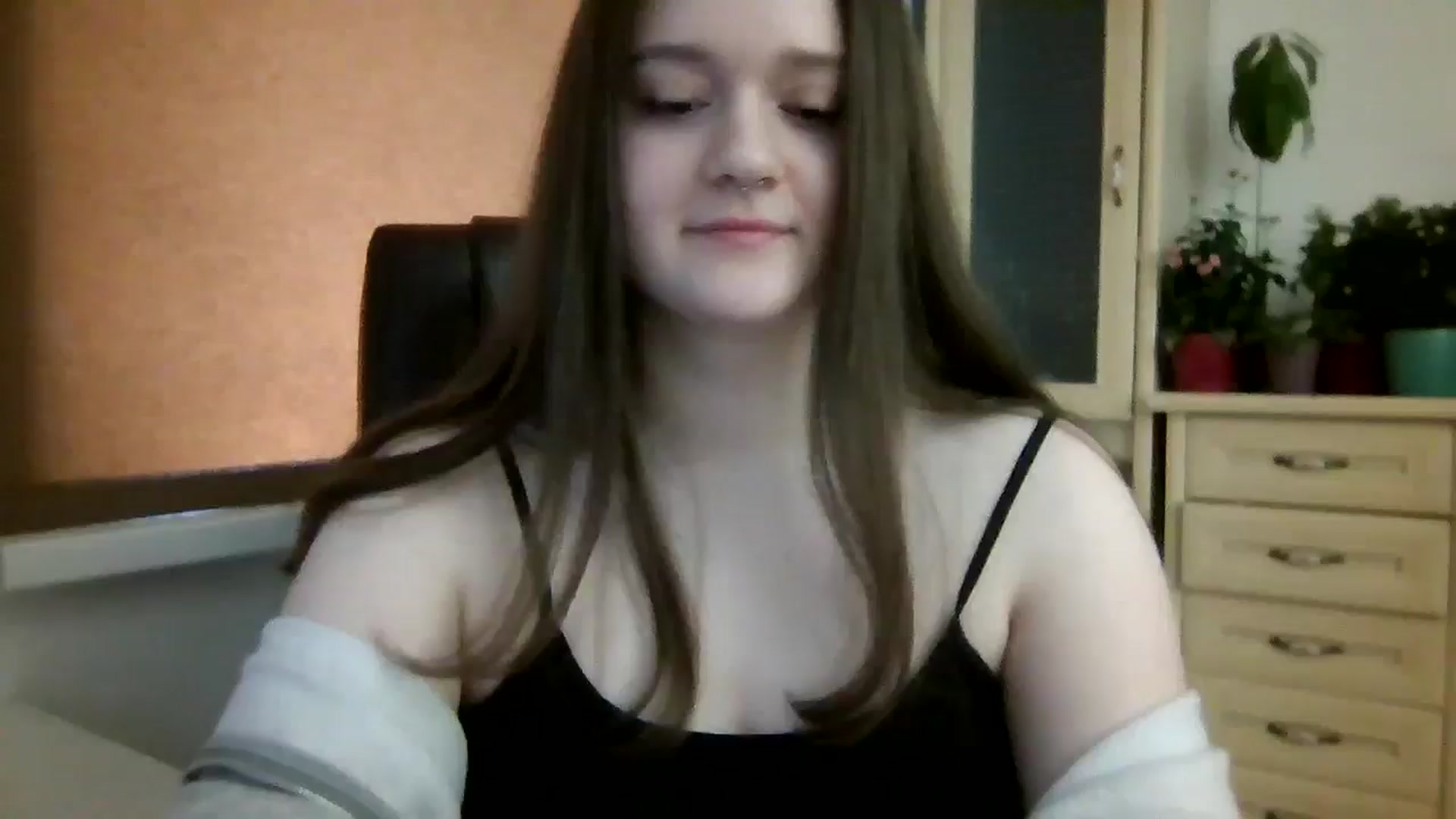 Gallery image thumbnail from KiraDelys's myfreecams stream on, 12/30/2025, 07:04 image 16 of 20