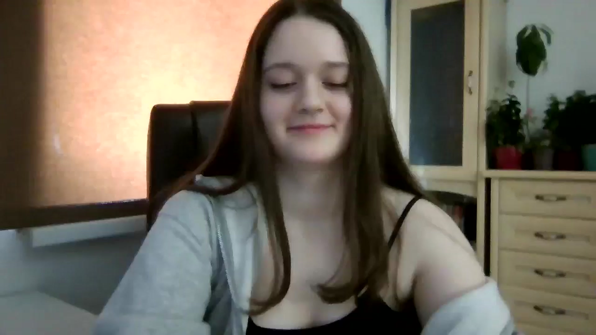 Gallery image thumbnail from KiraDelys's myfreecams stream on, 12/31/2025, 08:16 image 12 of 20