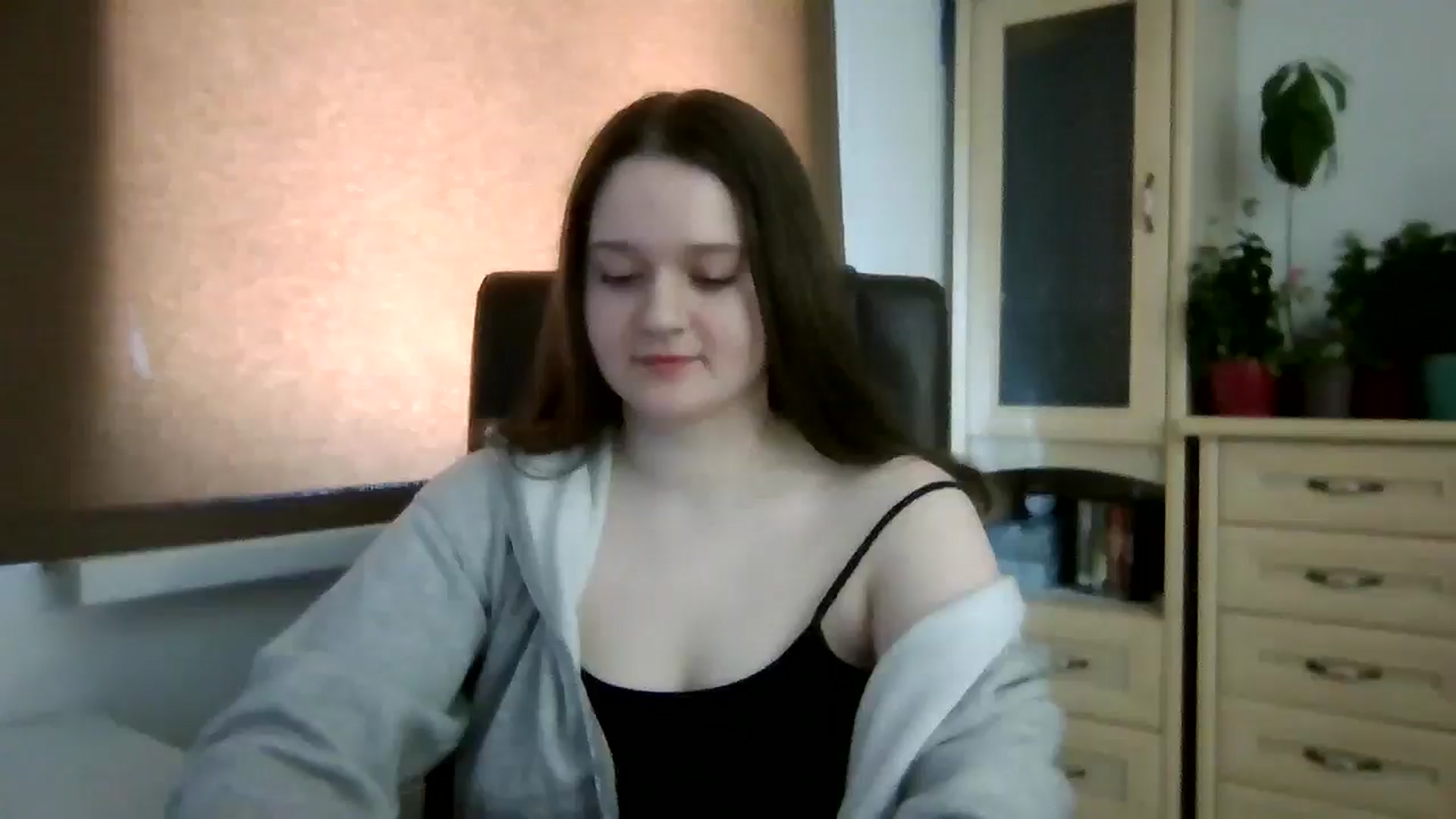 Gallery image thumbnail from KiraDelys's myfreecams stream on, 12/31/2025, 08:16 image 2 of 20