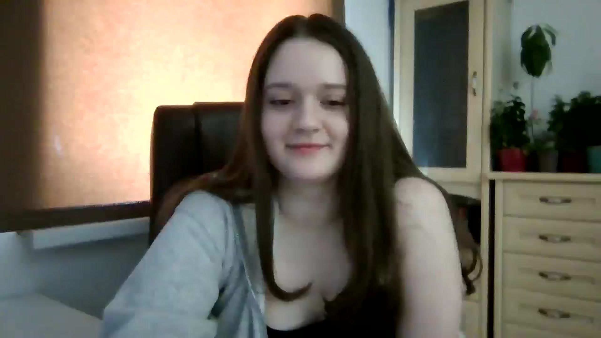 Gallery image thumbnail from KiraDelys's myfreecams stream on, 12/31/2025, 08:16 image 15 of 20