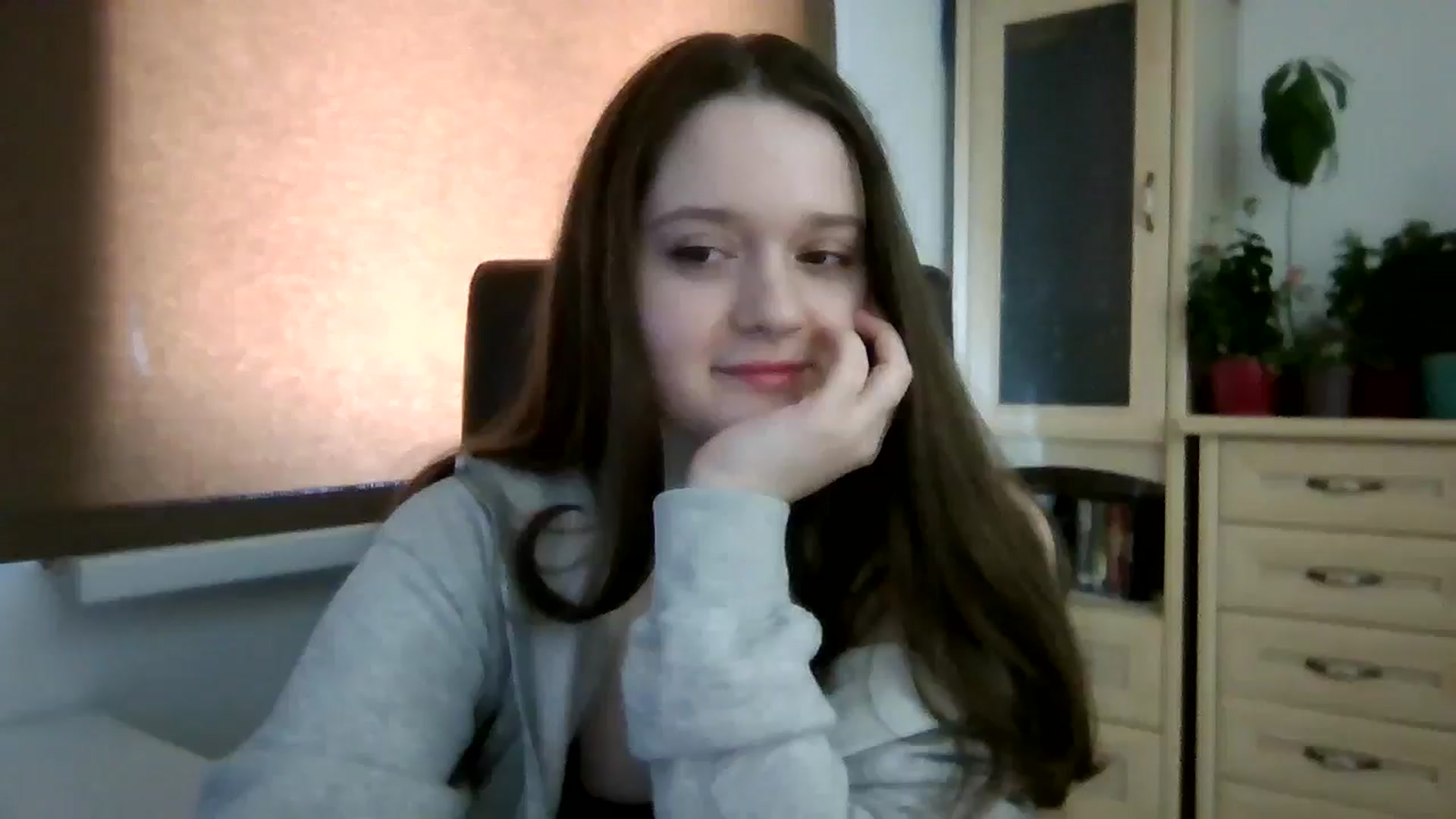 Gallery image thumbnail from KiraDelys's myfreecams stream on, 12/31/2025, 08:16 image 8 of 20