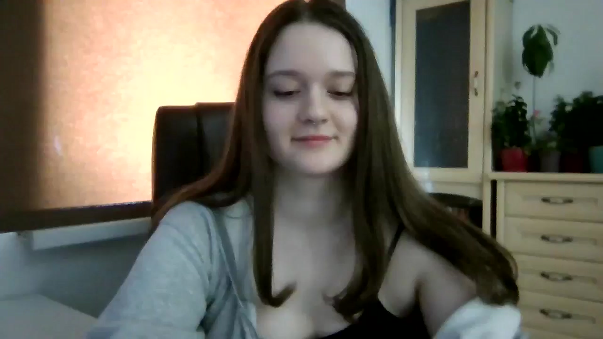 Gallery image thumbnail from KiraDelys's myfreecams stream on, 12/31/2025, 08:16 image 13 of 20
