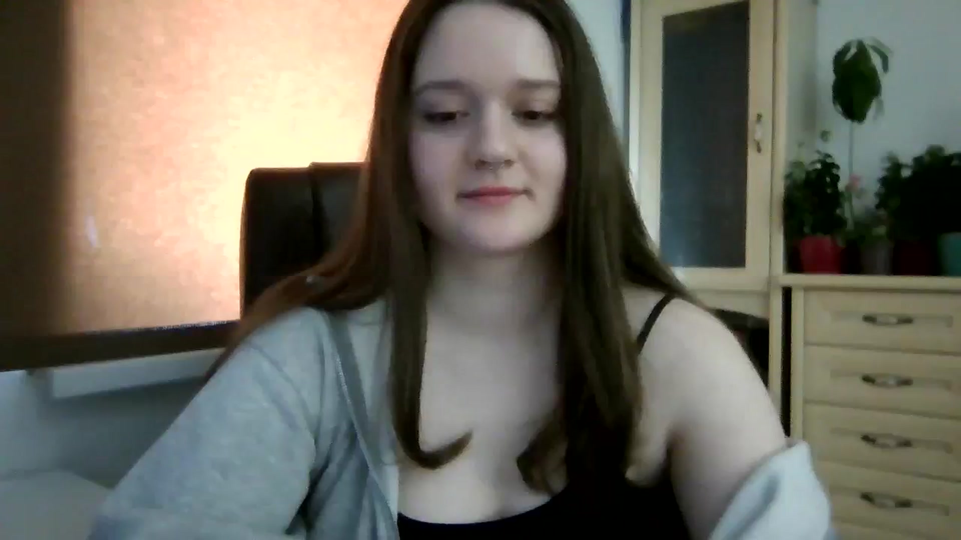 Gallery image thumbnail from KiraDelys's myfreecams stream on, 12/31/2025, 08:16 image 16 of 20