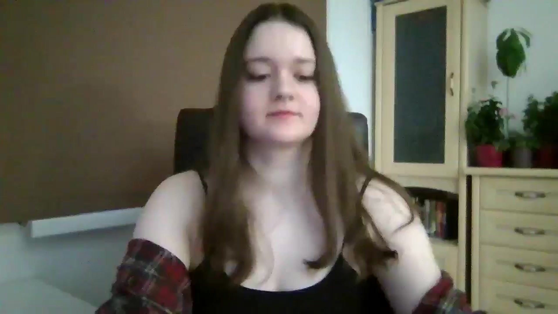 Gallery image thumbnail from KiraDelys's myfreecams stream on, 01/02/2026, 05:33 image 14 of 20