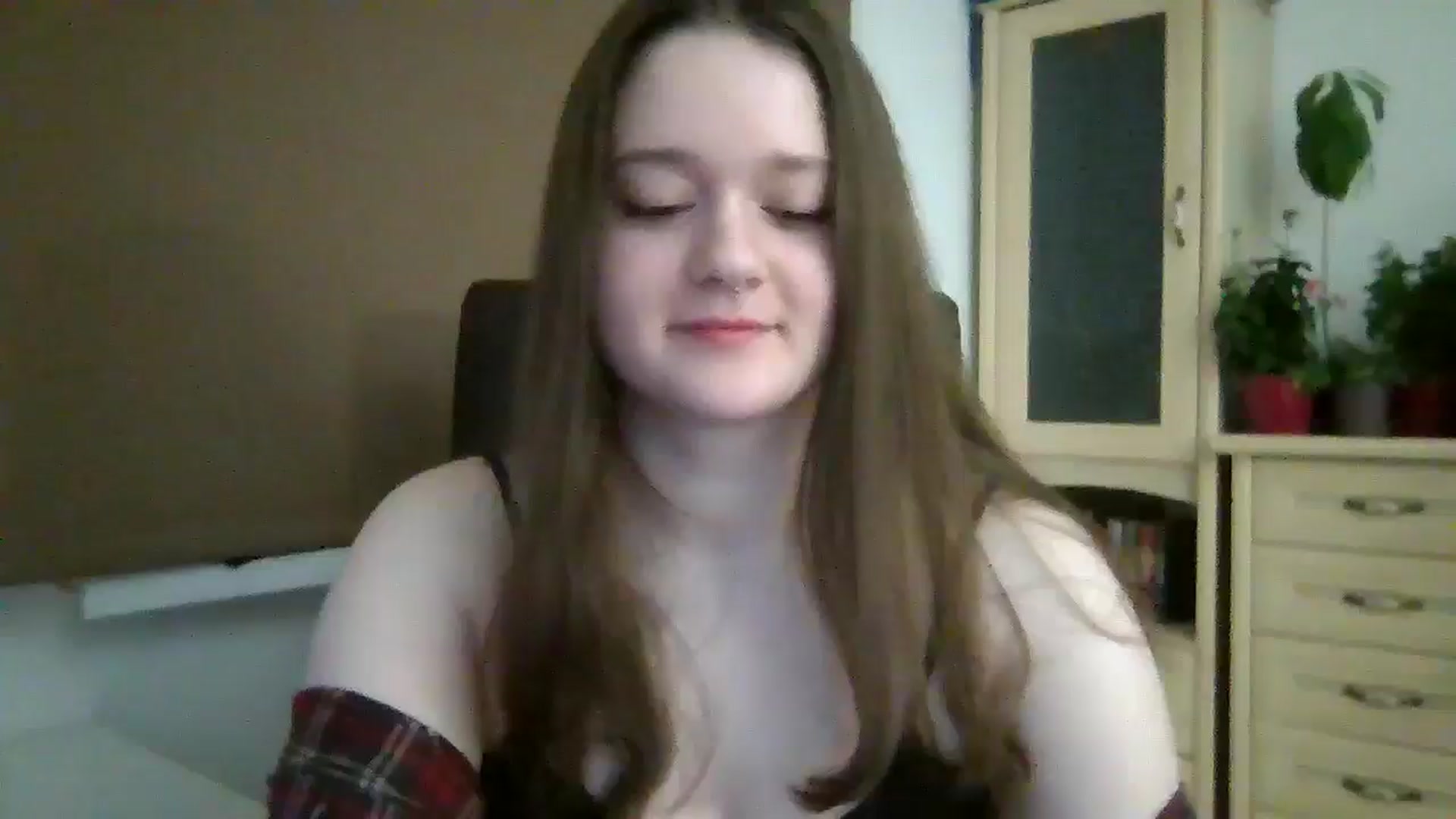 Gallery image thumbnail from KiraDelys's myfreecams stream on, 01/02/2026, 05:33 image 6 of 20