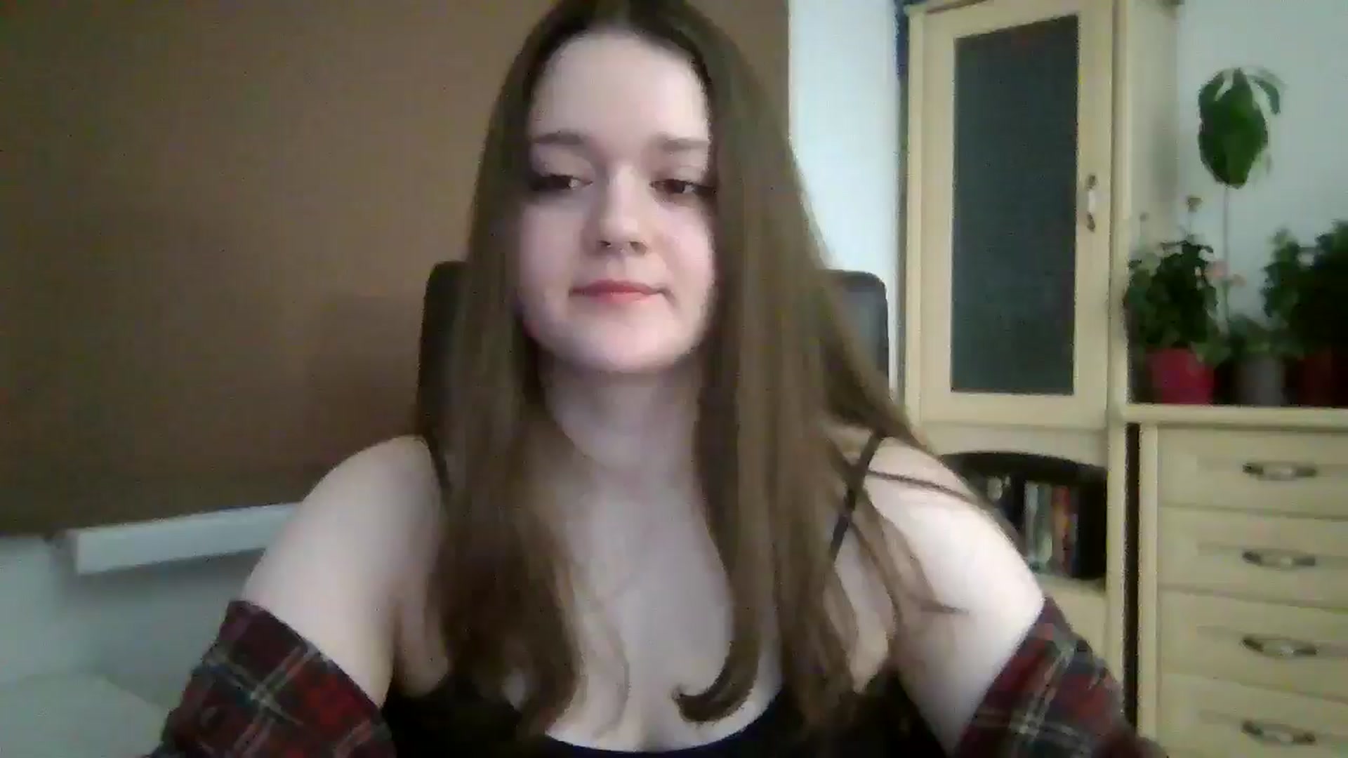 Gallery image thumbnail from KiraDelys's myfreecams stream on, 01/02/2026, 05:33 image 17 of 20