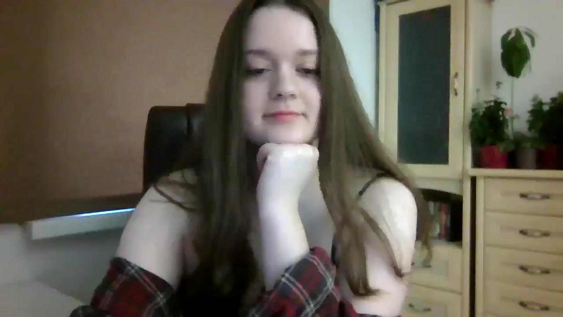 Gallery image thumbnail from KiraDelys's myfreecams stream on, 01/02/2026, 06:09 image 8 of 20