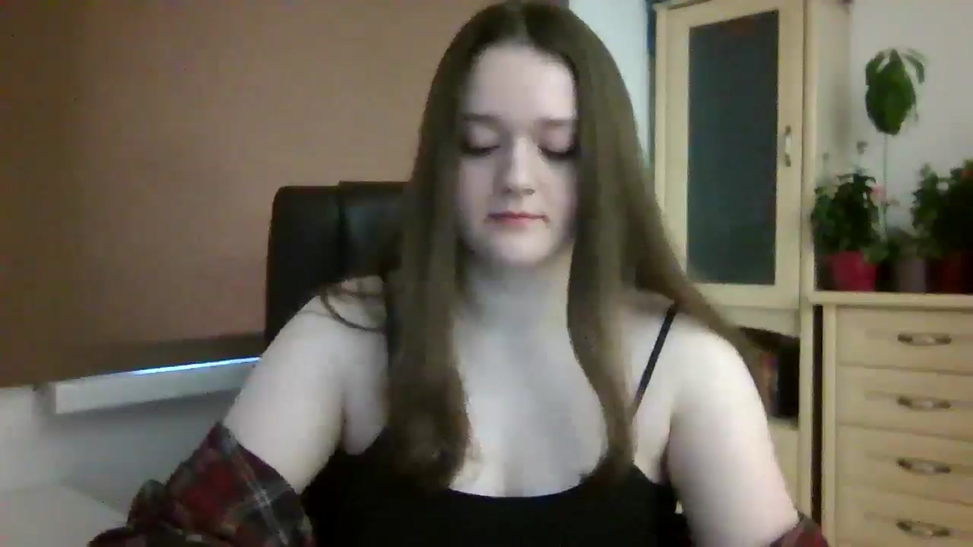 Gallery image thumbnail from KiraDelys's myfreecams stream on, 01/02/2026, 06:09 image 6 of 20
