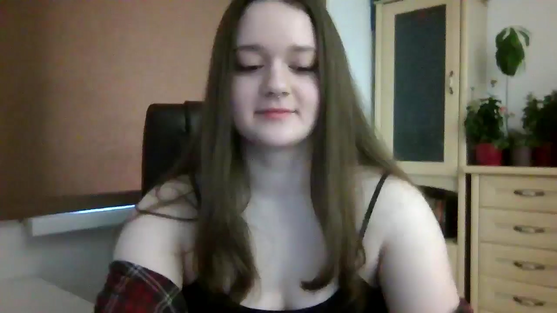 Gallery image thumbnail from KiraDelys's myfreecams stream on, 01/02/2026, 06:09 image 17 of 20