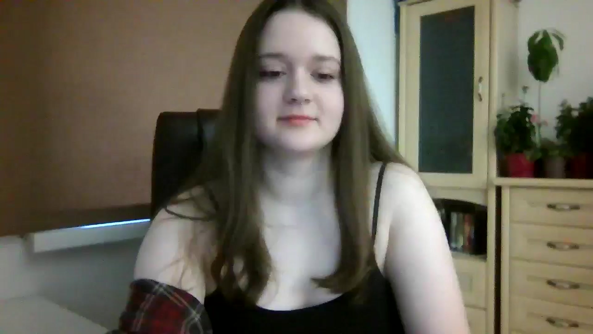 Gallery image thumbnail from KiraDelys's myfreecams stream on, 01/02/2026, 06:09 image 7 of 20