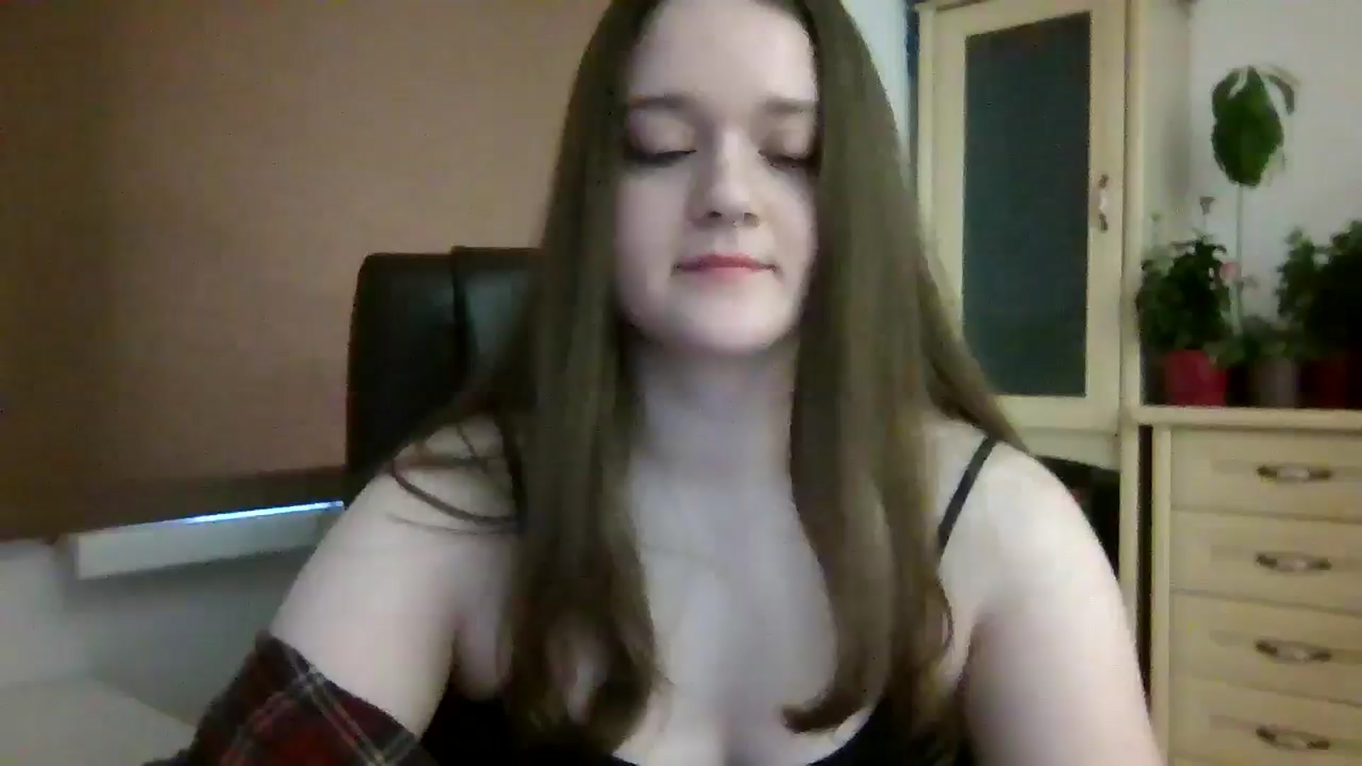 Gallery image thumbnail from KiraDelys's myfreecams stream on, 01/02/2026, 06:09 image 9 of 20