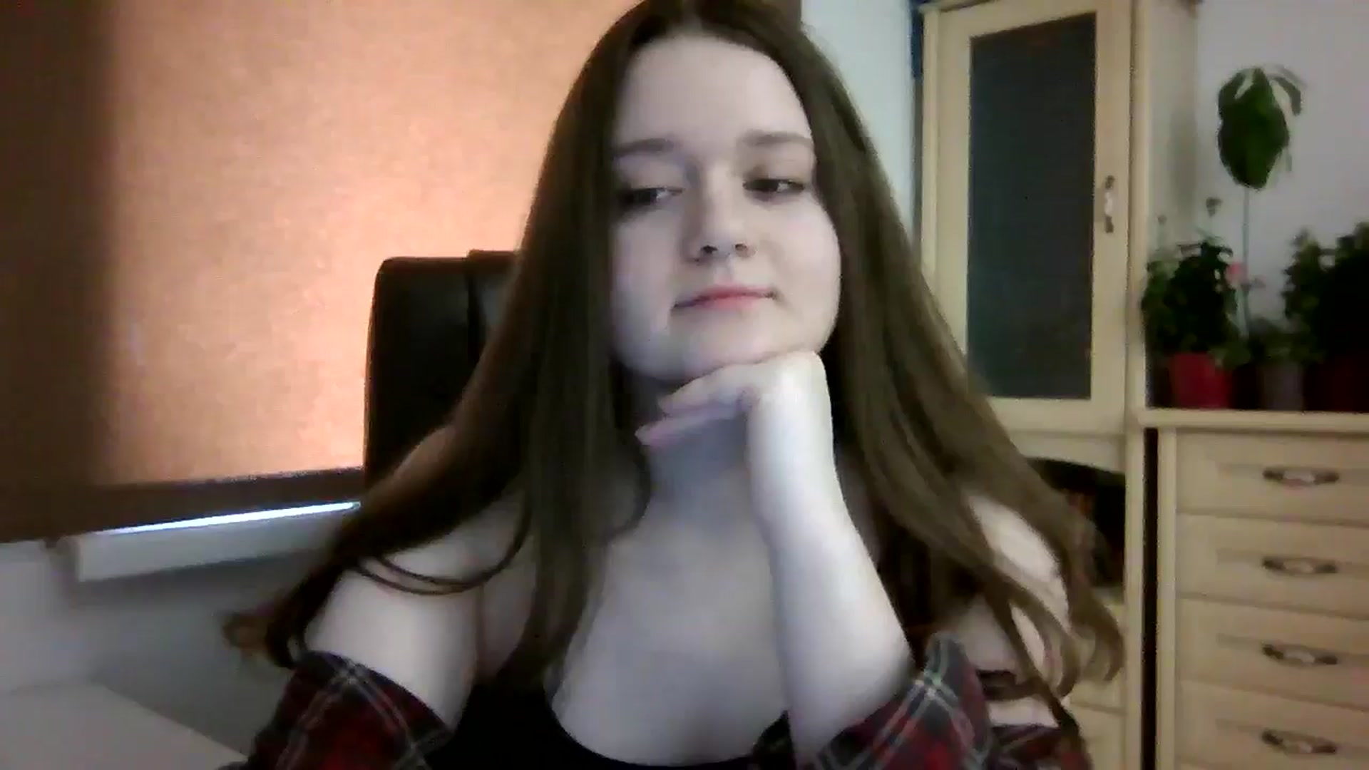 Gallery image thumbnail from KiraDelys's myfreecams stream on, 01/02/2026, 06:51 image 17 of 20