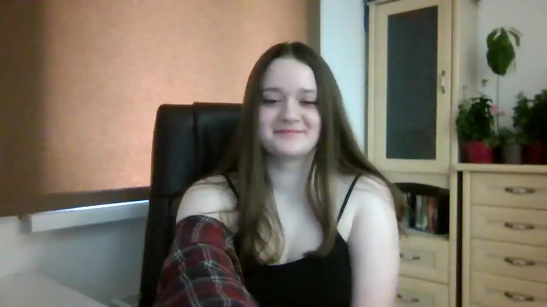Gallery image thumbnail from KiraDelys's myfreecams stream on, 01/02/2026, 06:51 image 1 of 20