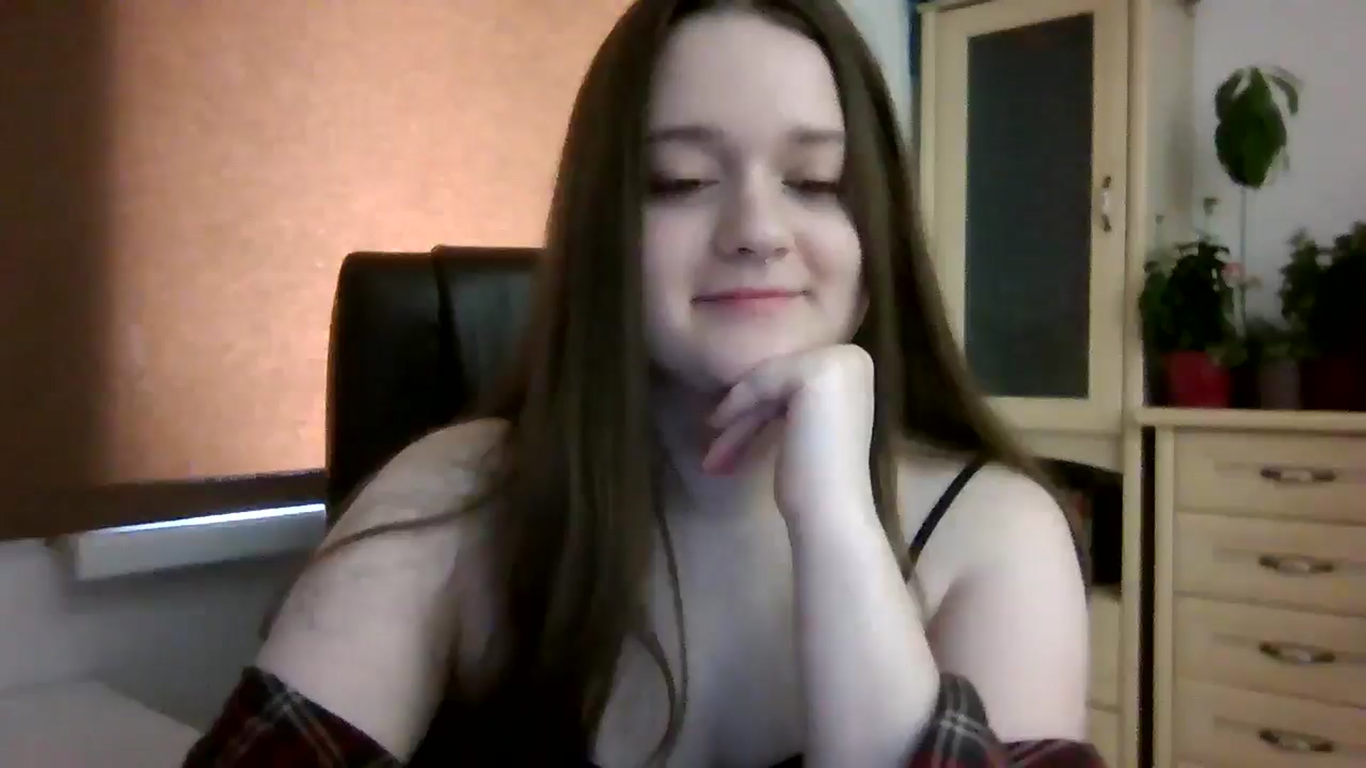 Gallery image thumbnail from KiraDelys's myfreecams stream on, 01/02/2026, 06:51 image 15 of 20