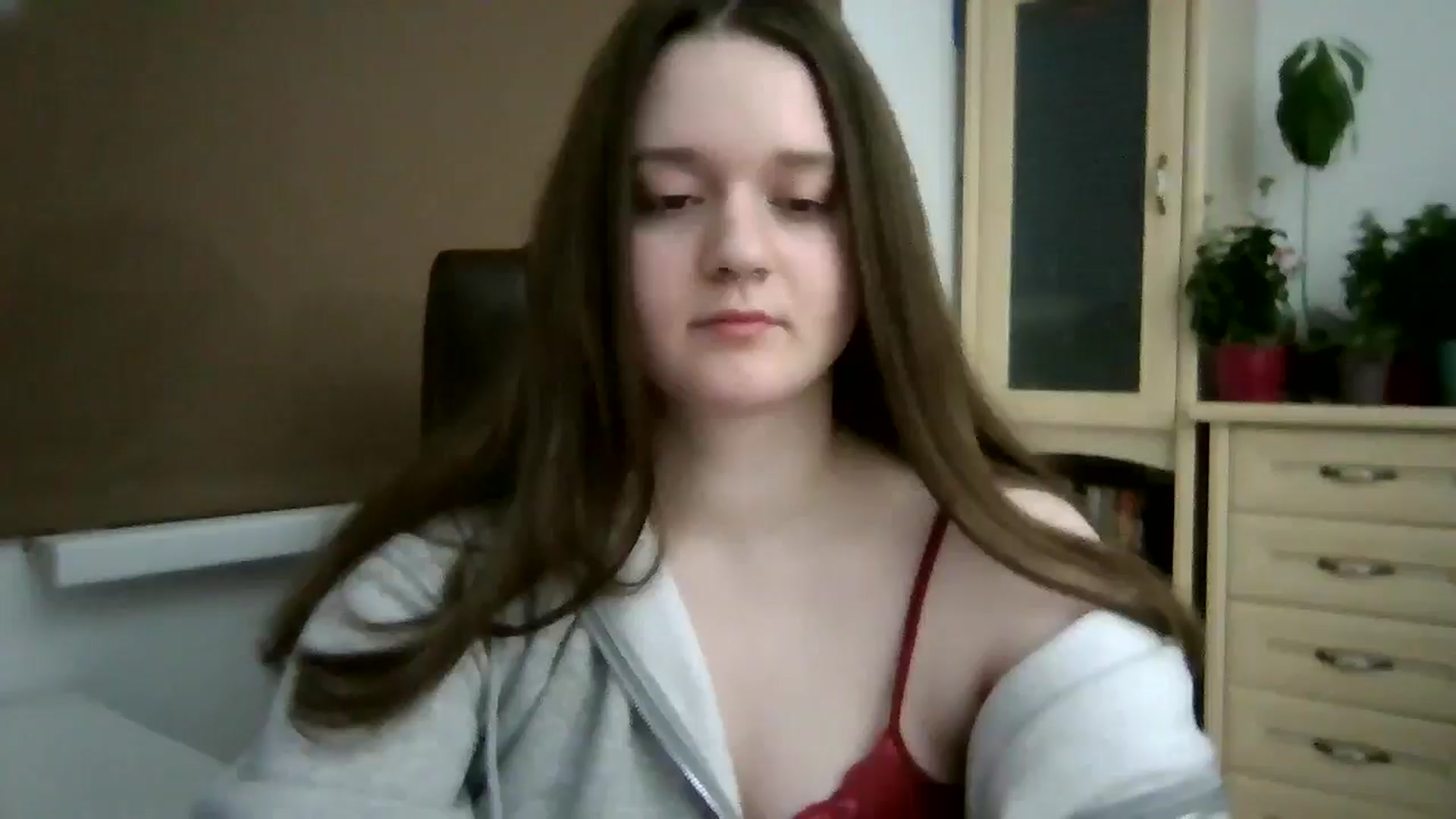 Gallery image thumbnail from KiraDelys's myfreecams stream on, 01/05/2026, 05:01 image 10 of 20