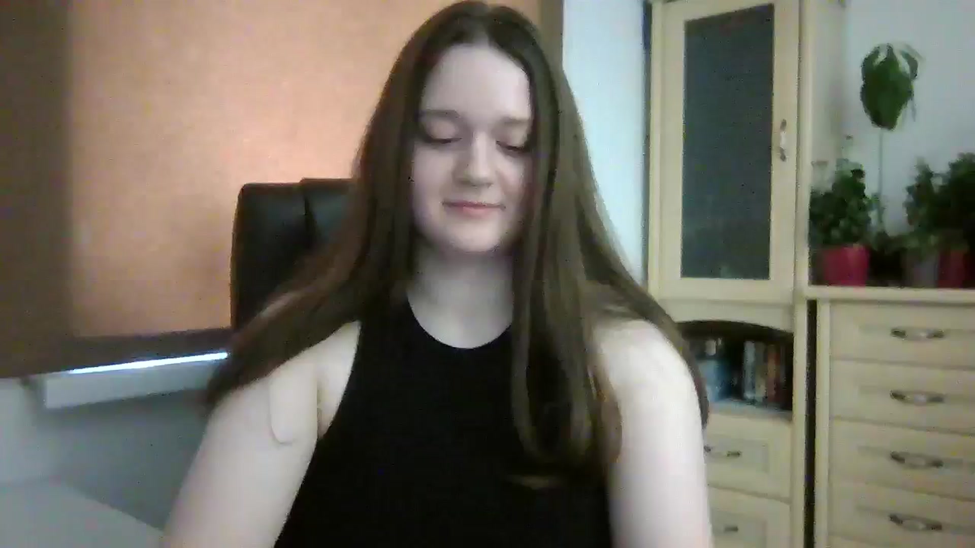 Gallery image thumbnail from KiraDelys's myfreecams stream on, 01/06/2026, 06:56 image 13 of 20