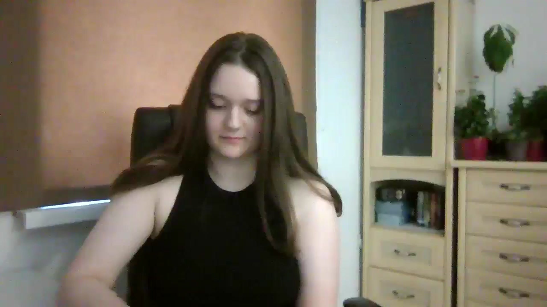 Gallery image thumbnail from KiraDelys's myfreecams stream on, 01/06/2026, 06:56 image 7 of 20