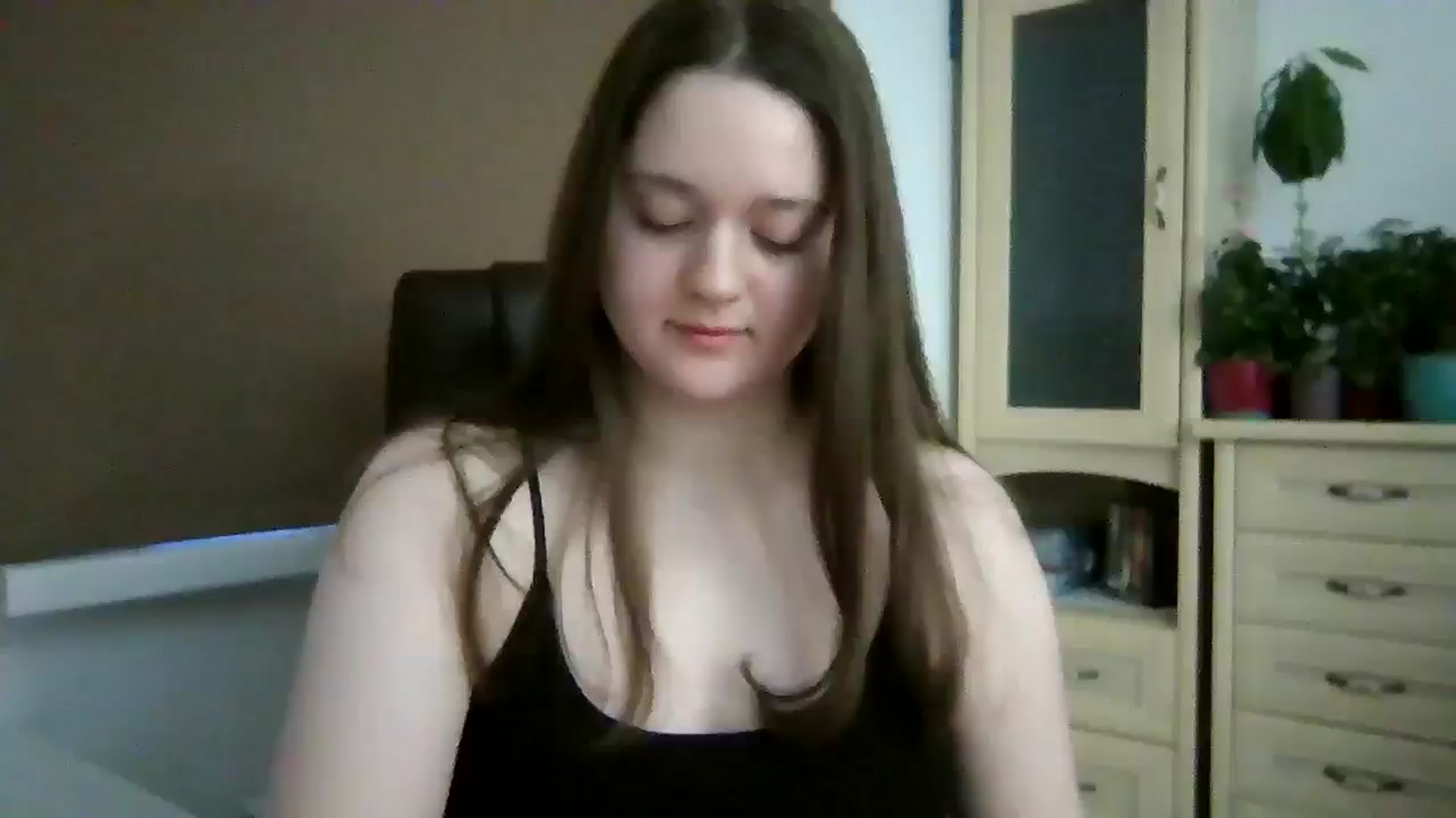 Gallery image thumbnail from KiraDelys's myfreecams stream on, 01/13/2026, 05:33 image 14 of 20
