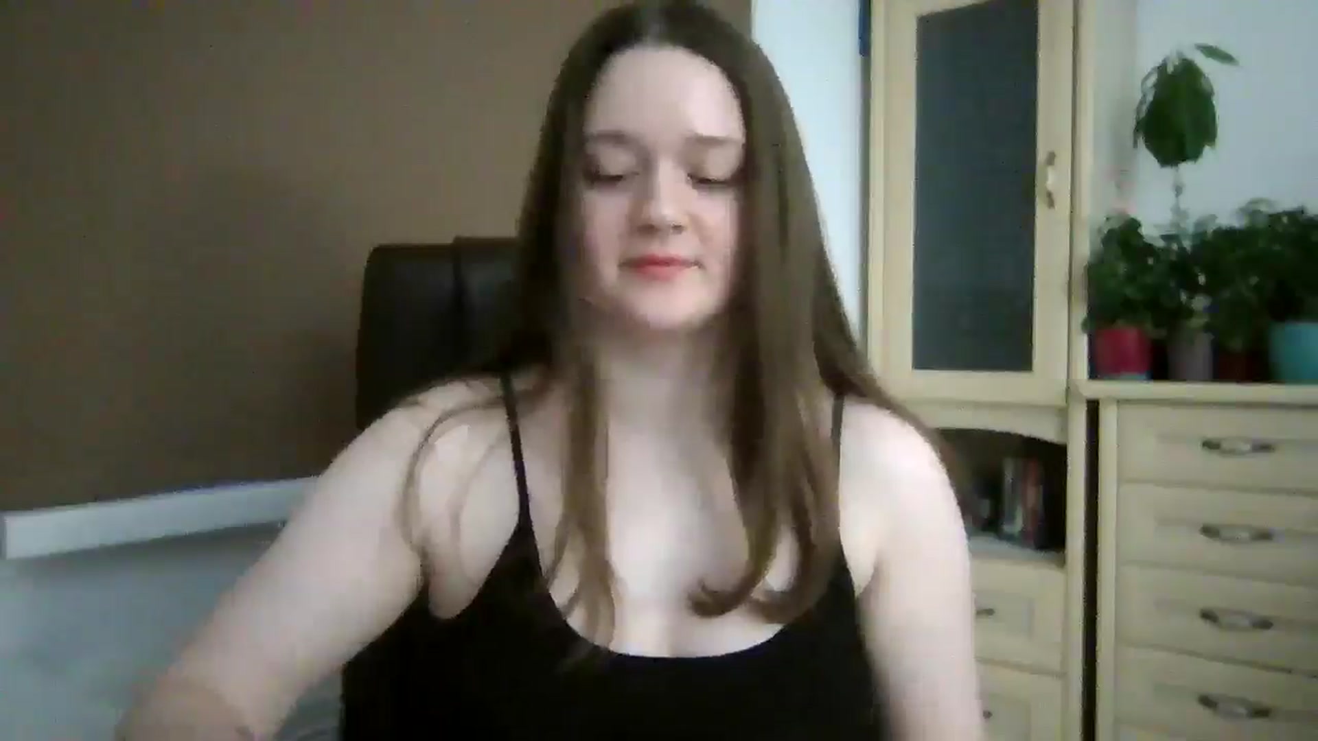 Gallery image thumbnail from KiraDelys's myfreecams stream on, 01/13/2026, 05:33 image 9 of 20