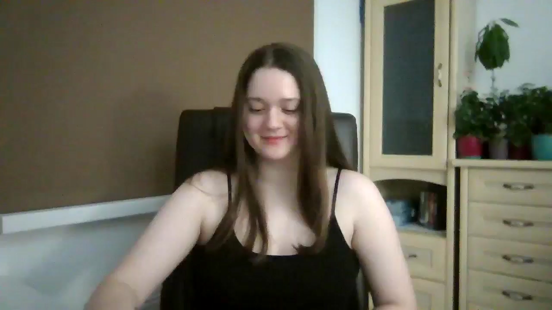 Gallery image thumbnail from KiraDelys's myfreecams stream on, 01/13/2026, 05:33 image 4 of 20