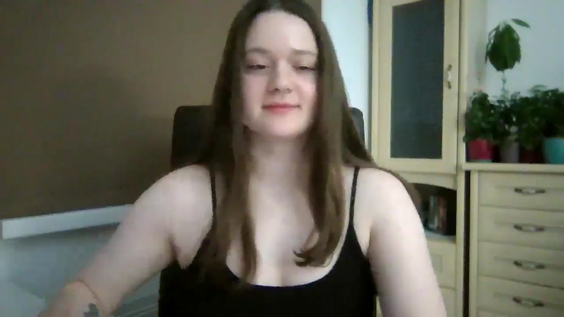 Gallery image thumbnail from KiraDelys's myfreecams stream on, 01/13/2026, 05:33 image 7 of 20