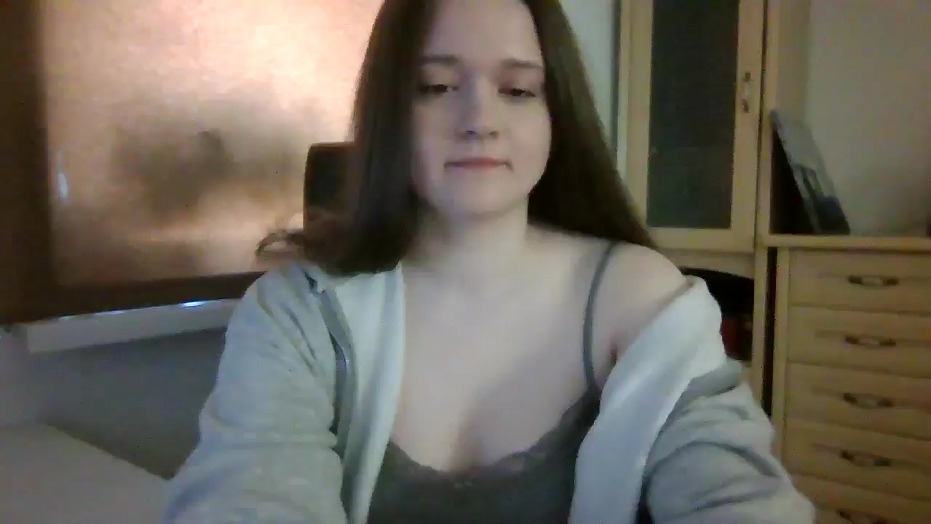 Gallery image thumbnail from KiraDelys's myfreecams stream on, 04/07/2026, 05:04 image 12 of 20