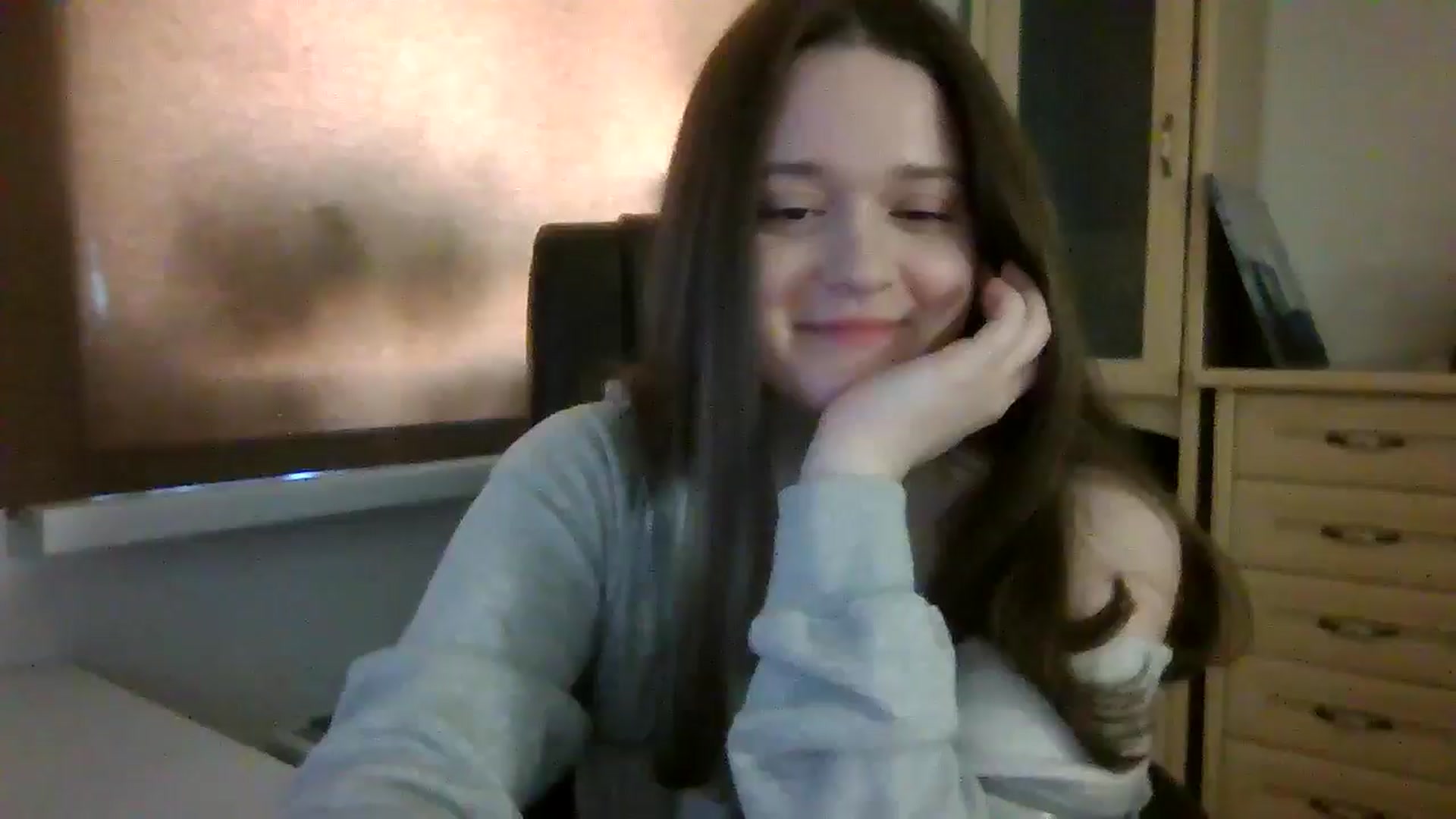 Gallery image thumbnail from KiraDelys's myfreecams stream on, 04/07/2026, 05:04 image 11 of 20