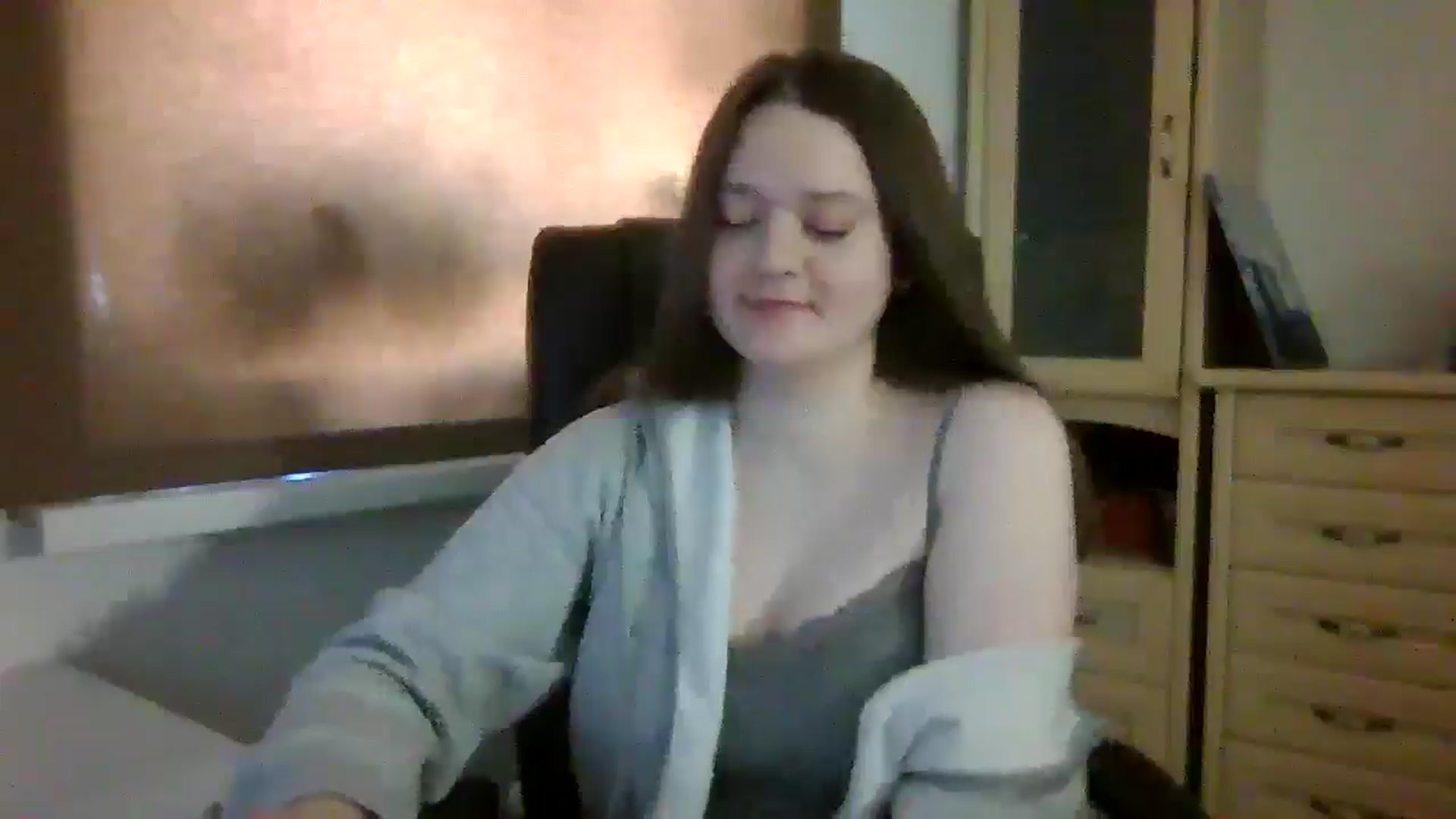 Gallery image thumbnail from KiraDelys's myfreecams stream on, 04/07/2026, 05:04 image 8 of 20