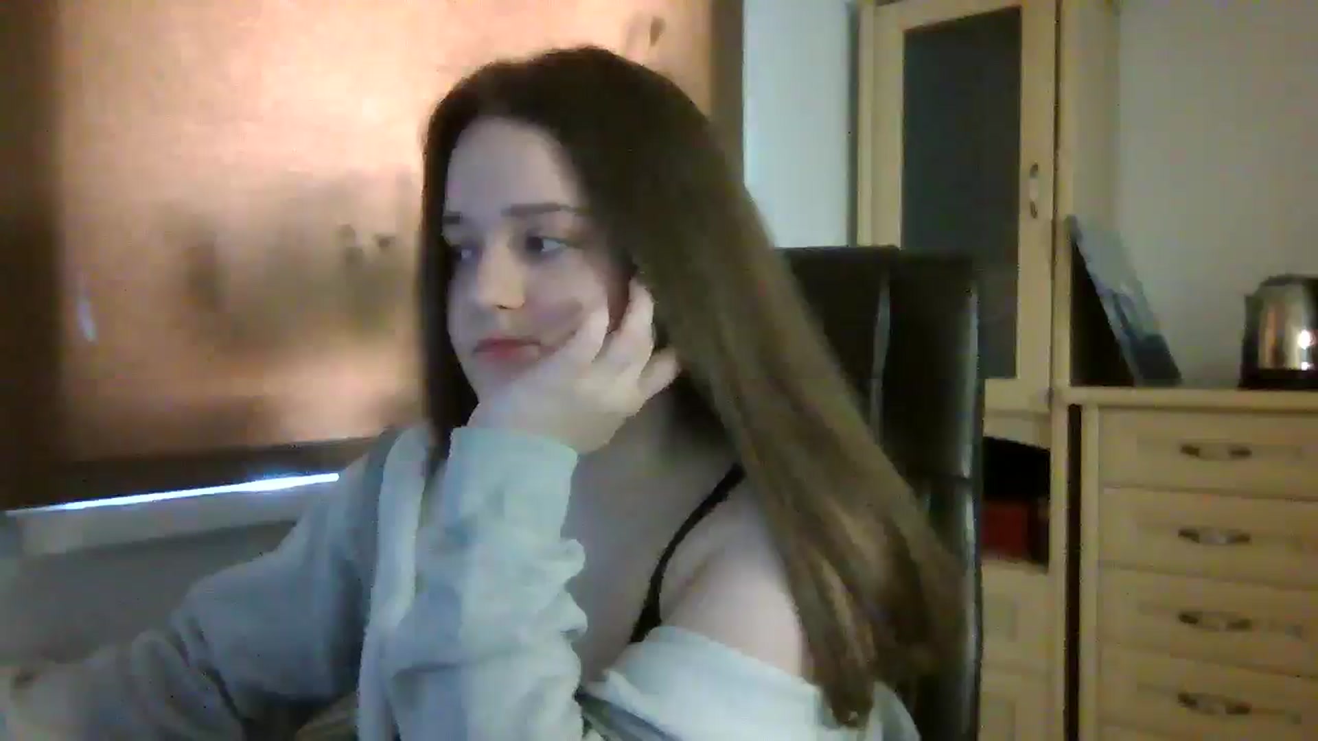 Gallery image thumbnail from KiraDelys's myfreecams stream on, 04/14/2026, 04:12 image 11 of 20