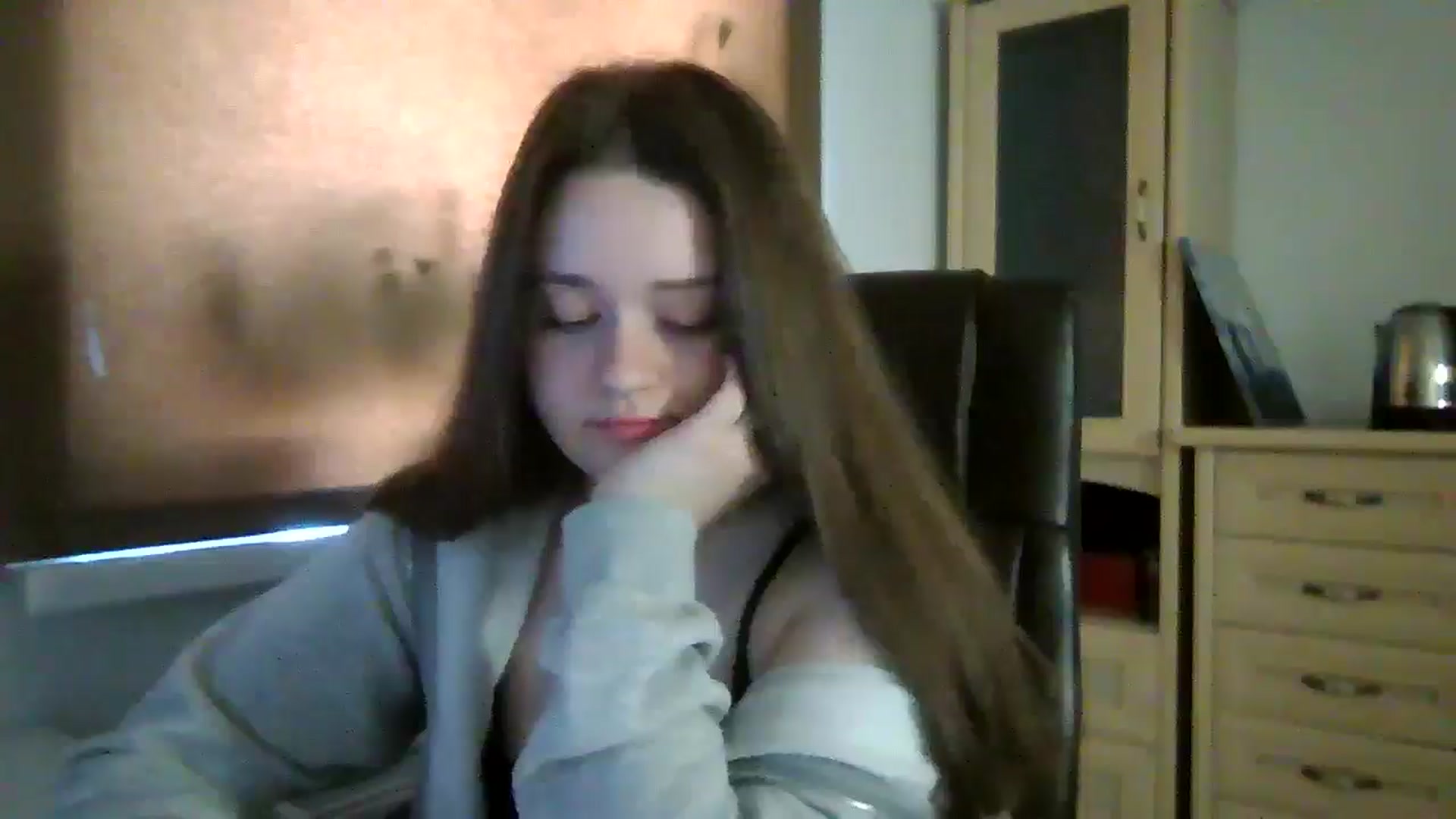 Gallery image thumbnail from KiraDelys's myfreecams stream on, 04/14/2026, 04:12 image 14 of 20