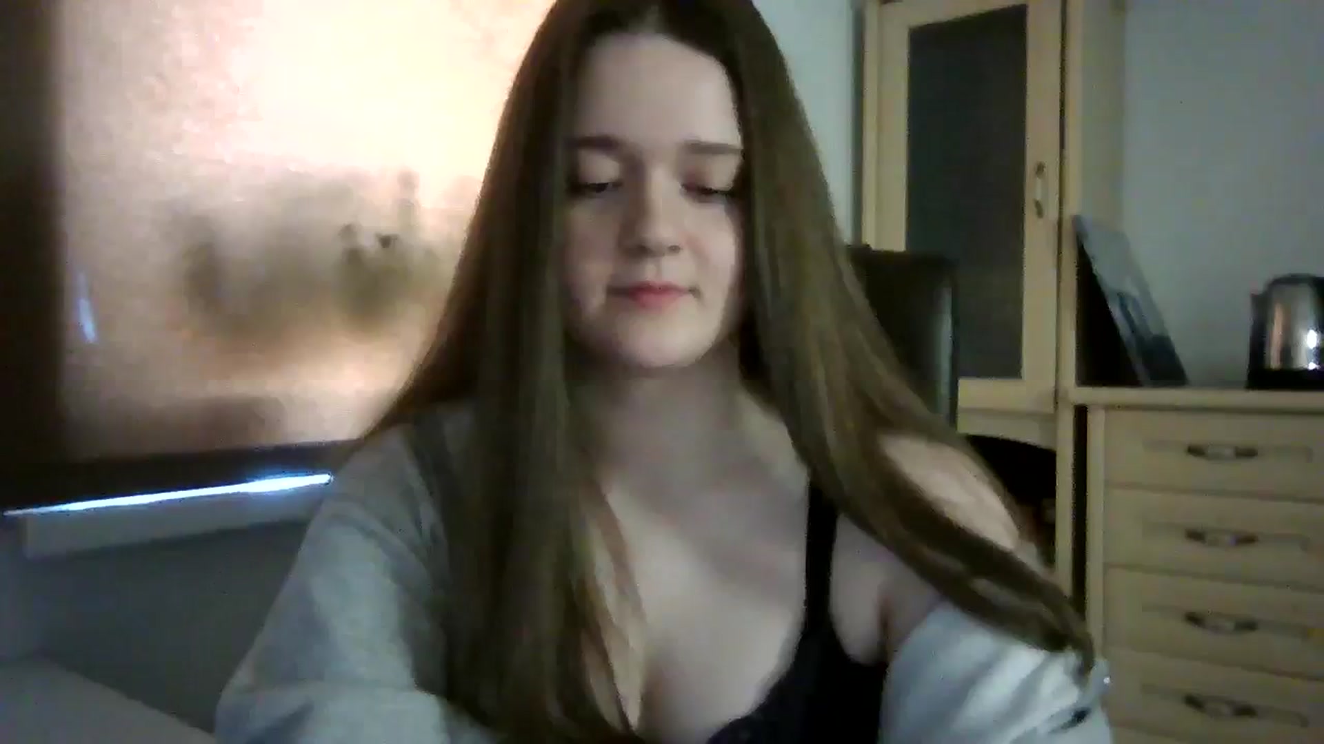 Gallery image thumbnail from KiraDelys's myfreecams stream on, 04/14/2026, 05:33 image 9 of 20