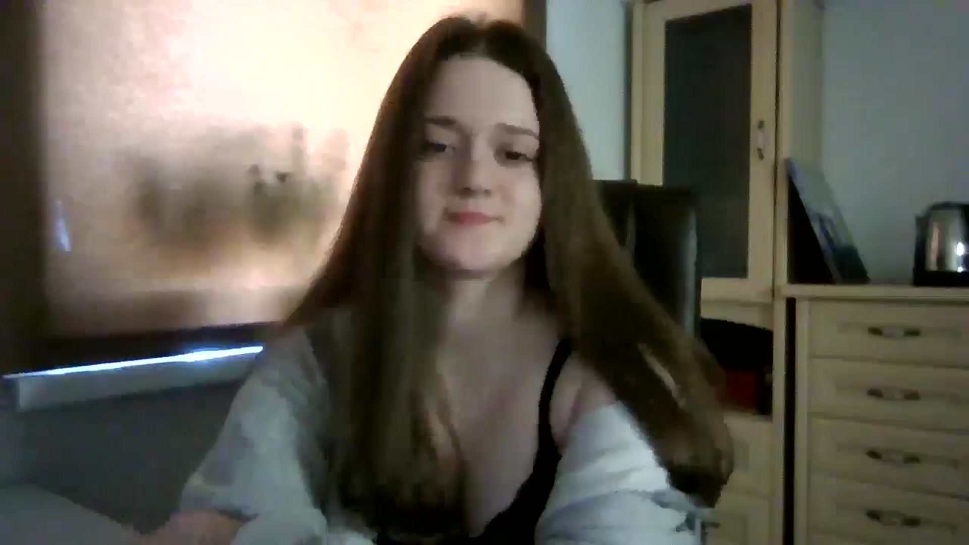 Gallery image thumbnail from KiraDelys's myfreecams stream on, 04/14/2026, 05:33 image 11 of 20