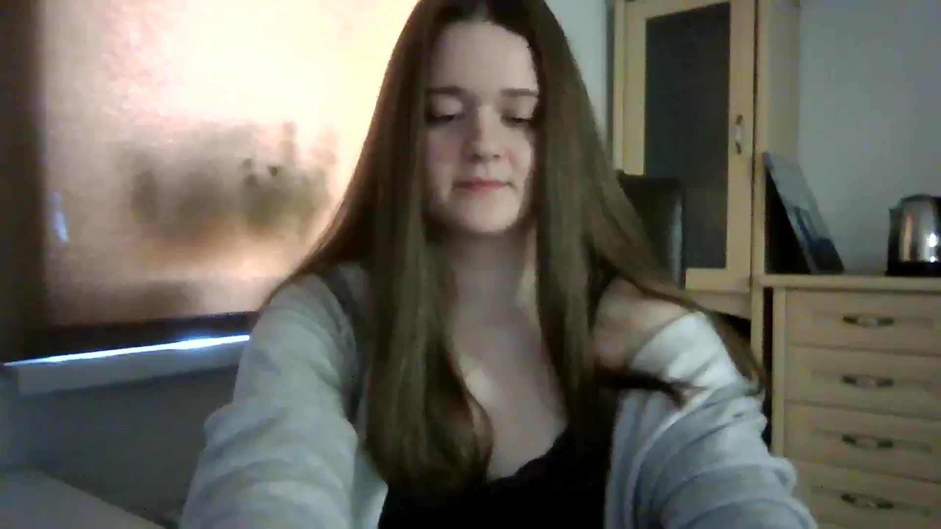 Gallery image thumbnail from KiraDelys's myfreecams stream on, 04/14/2026, 05:33 image 2 of 20