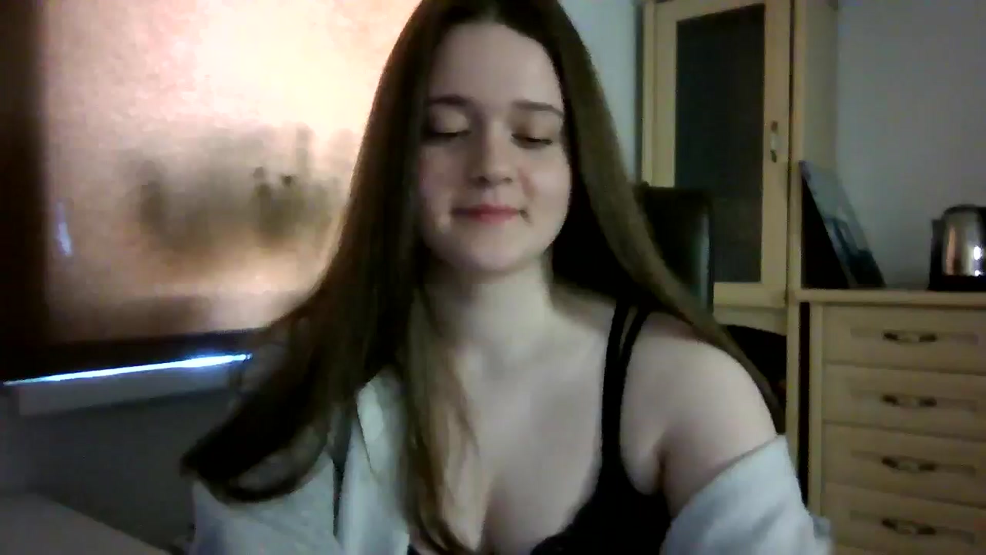 Gallery image thumbnail from KiraDelys's myfreecams stream on, 04/14/2026, 05:33 image 15 of 20