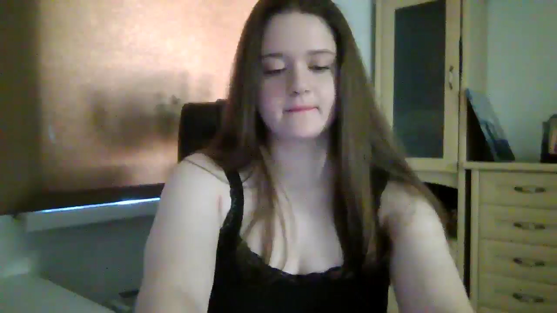 Gallery image thumbnail from KiraDelys's myfreecams stream on, 04/15/2026, 04:11 image 7 of 20