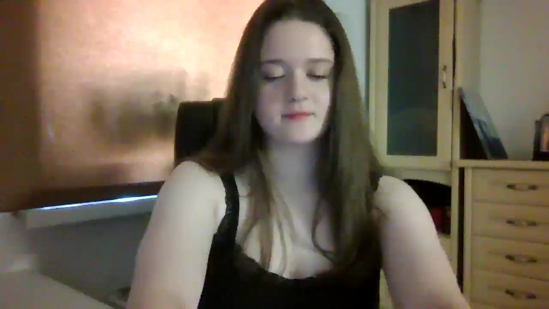 Gallery image thumbnail from KiraDelys's myfreecams stream on, 04/15/2026, 04:11 image 13 of 20