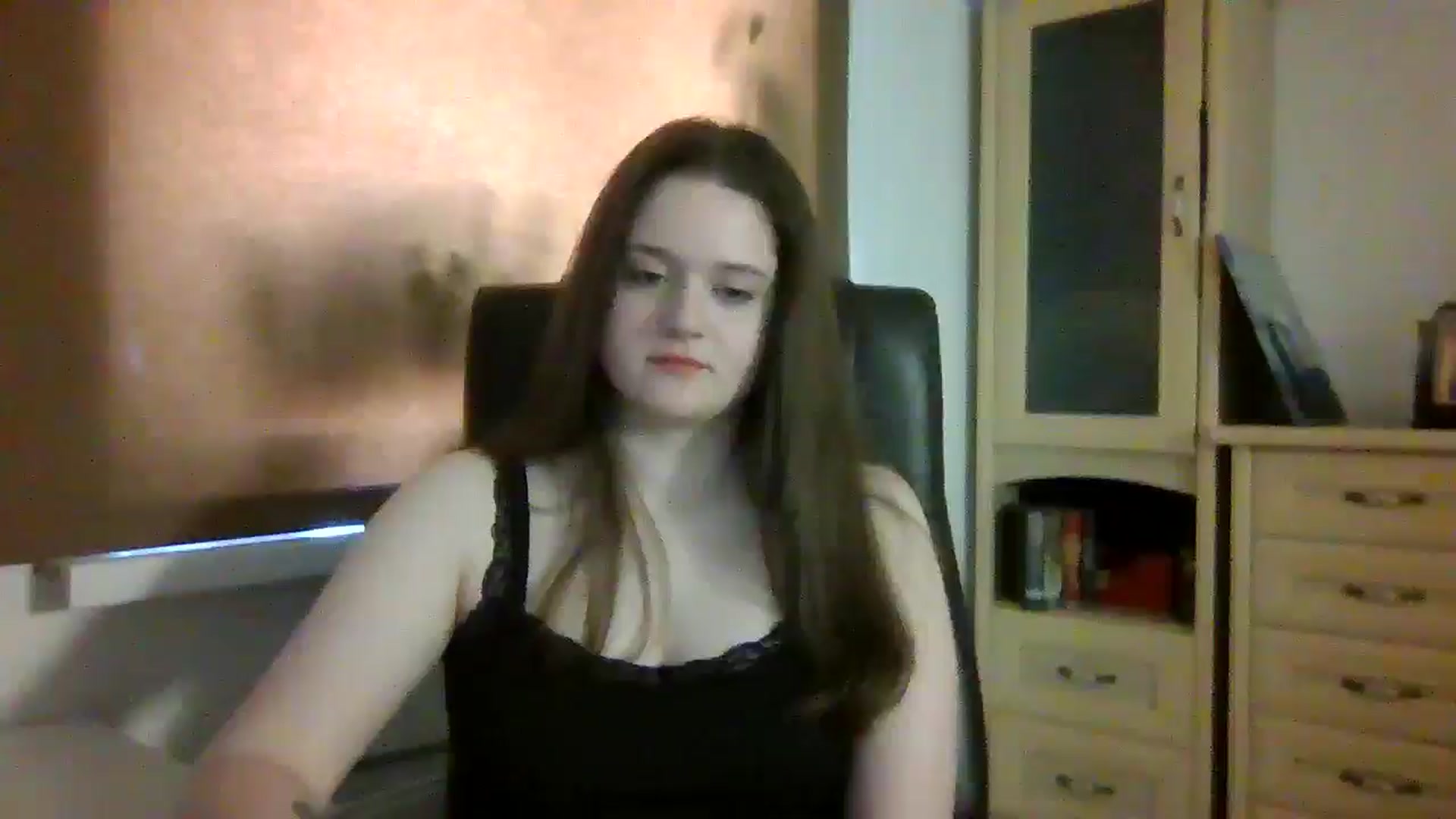 Gallery image thumbnail from KiraDelys's myfreecams stream on, 04/15/2026, 04:11 image 10 of 20