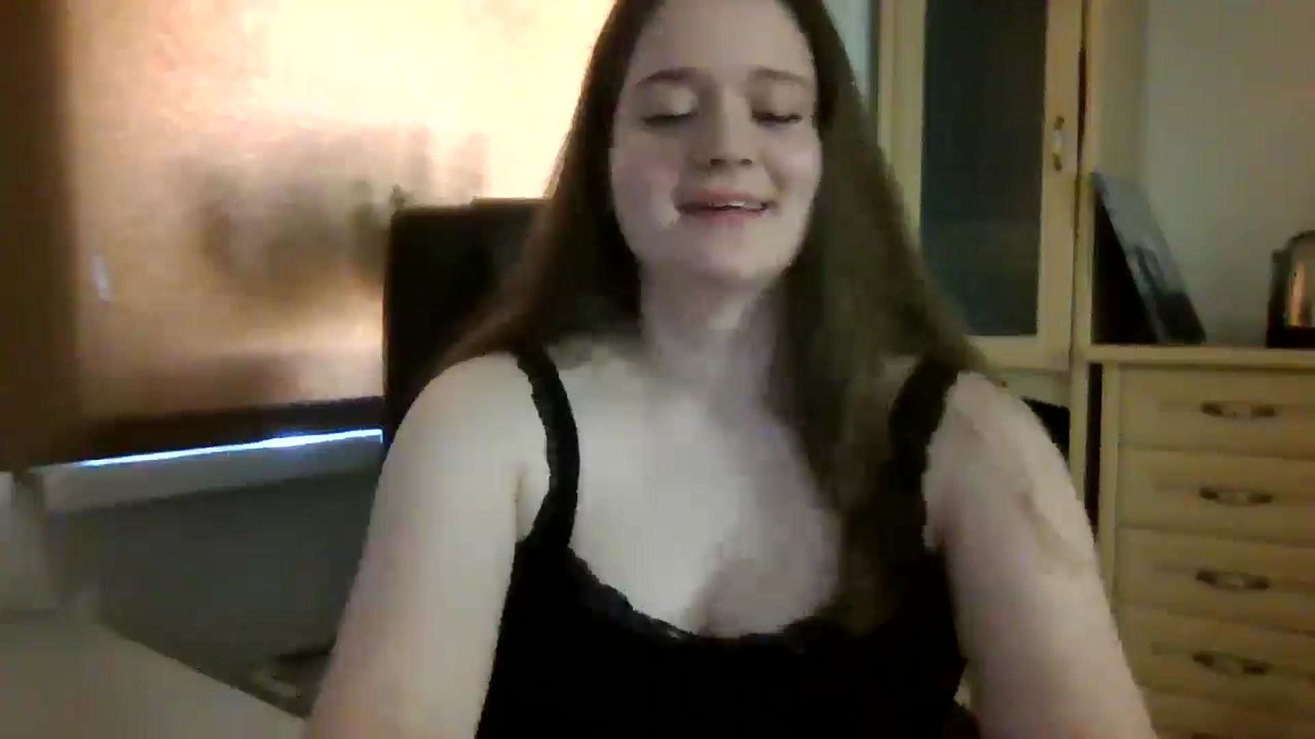 Gallery image thumbnail from KiraDelys's myfreecams stream on, 04/15/2026, 05:16 image 11 of 20